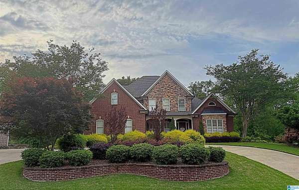 2577 OAKLEAF CIRCLE, Helena, AL 35022