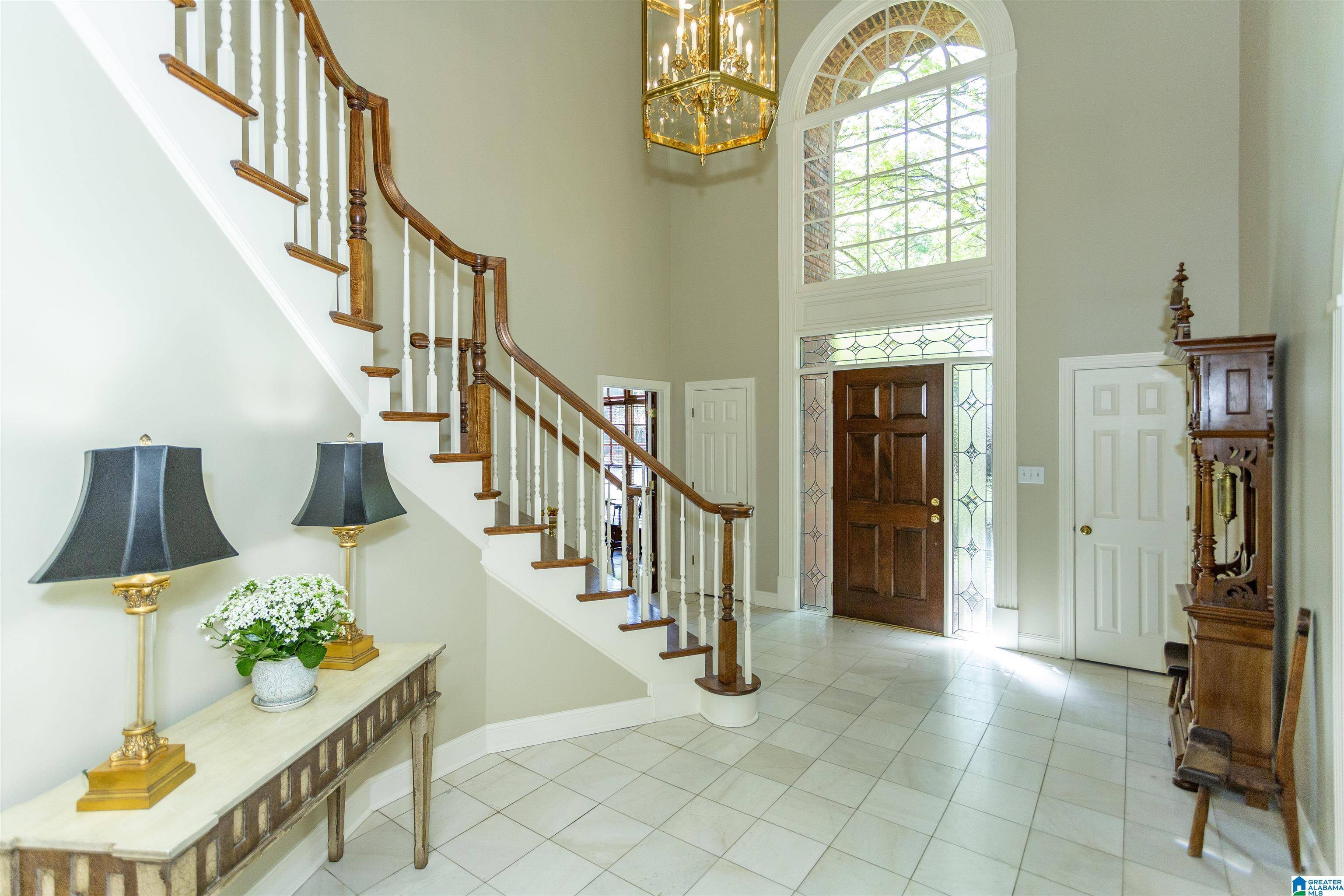 Vestavia Hills, AL 35216,1734 VESTWOOD HILLS DRIVE