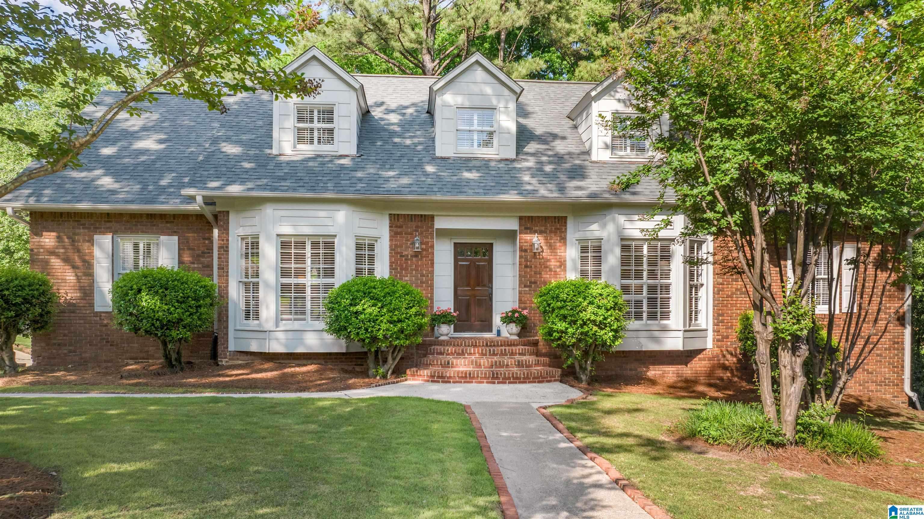 Mountain Brook, AL 35223,4925 BRANDYWOOD CIRCLE