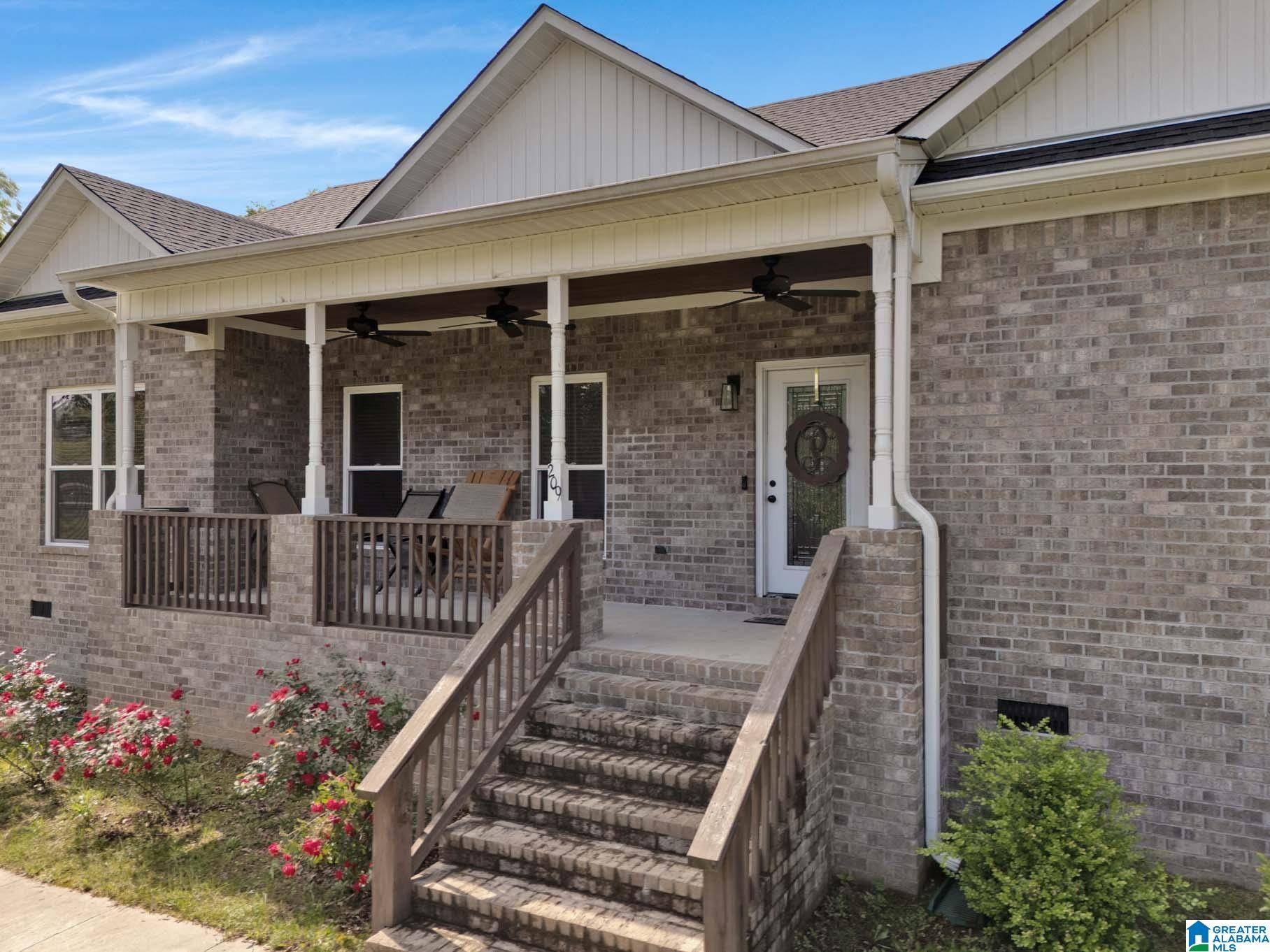 Oneonta, AL 35121,209 HUDSON AVENUE