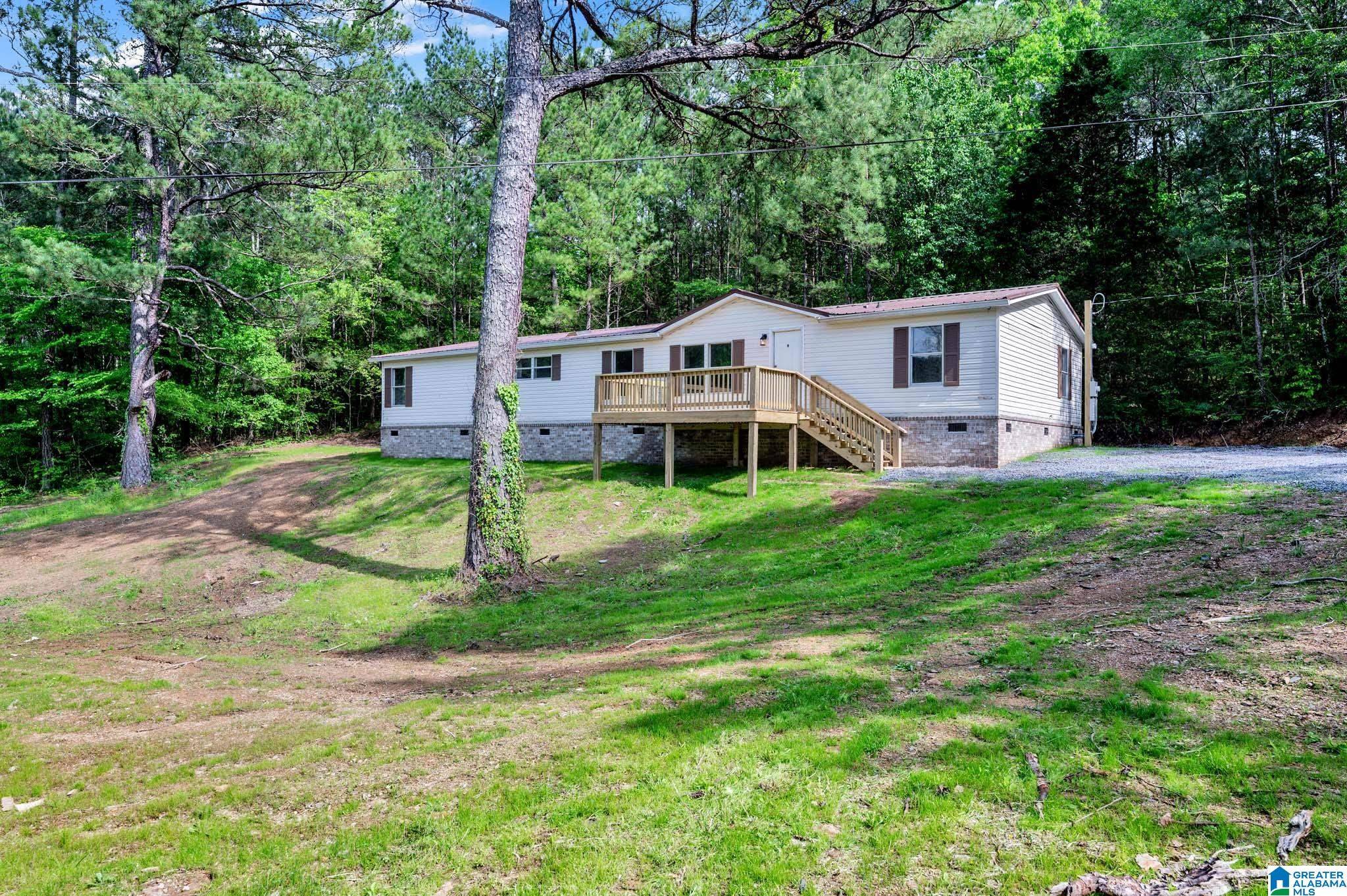 2051 CEDAR LANE, Warrior, AL 35180