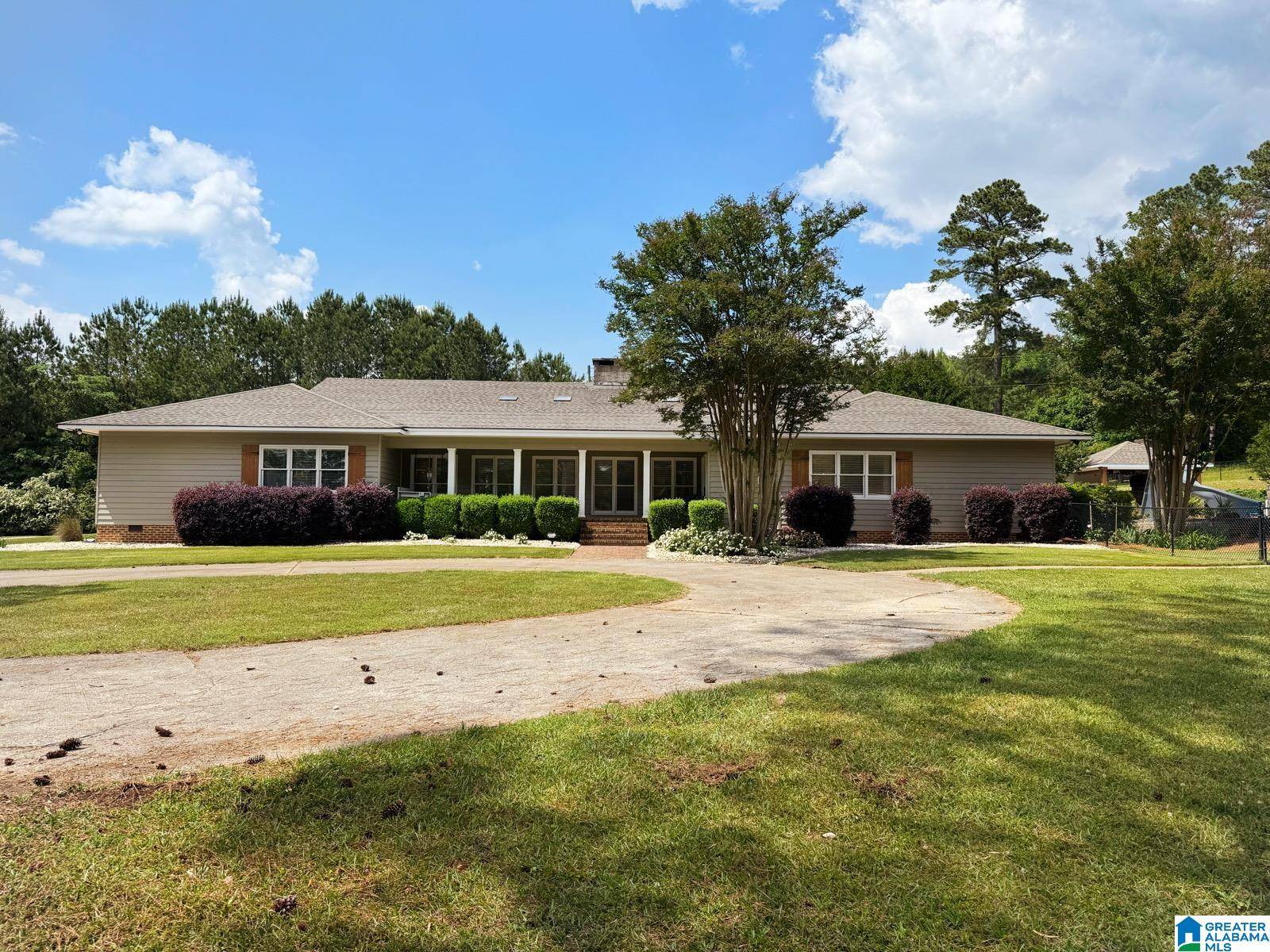 Talladega, AL 35160,299 BRECON CIRCLE