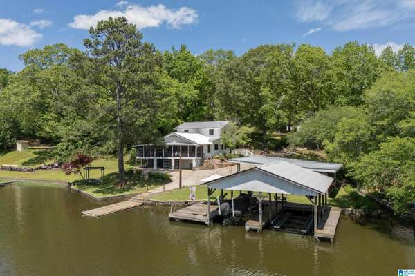 Oneonta, AL 35121,388 LAKESHORE LANE