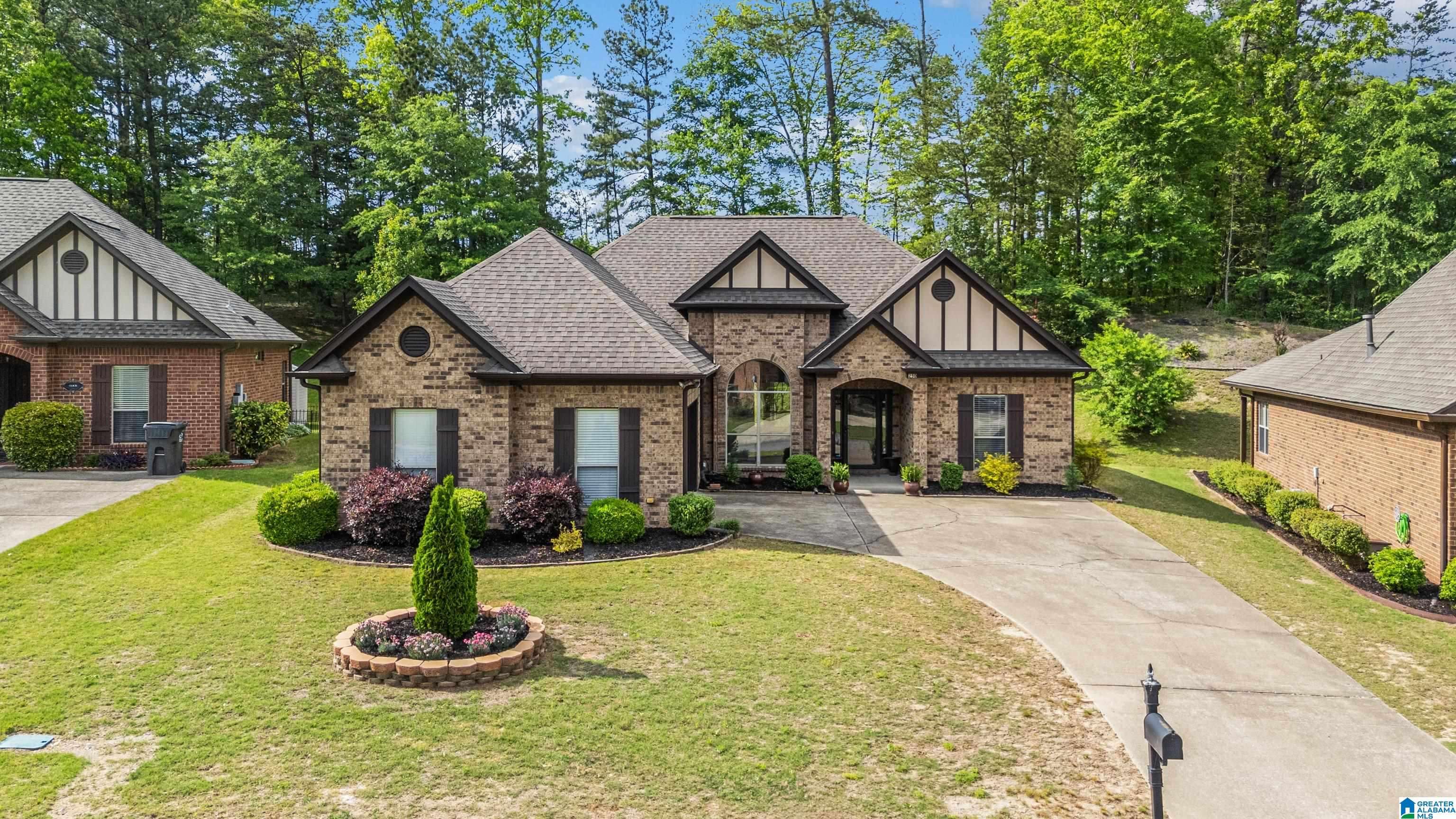 250 FULTON SPRINGS PLACE, Fultondale, AL 35068