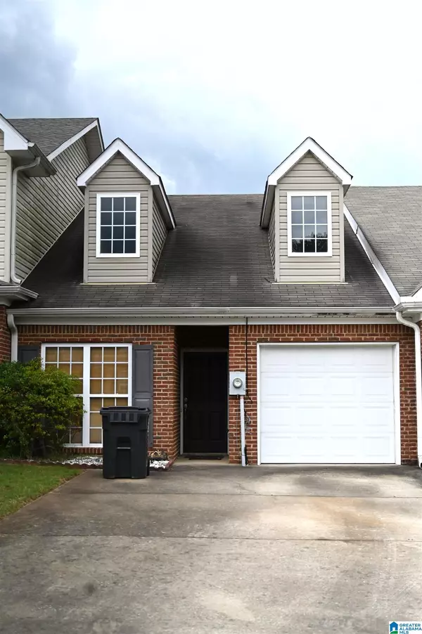 2310 CROWNS LANE, Moody, AL 35004