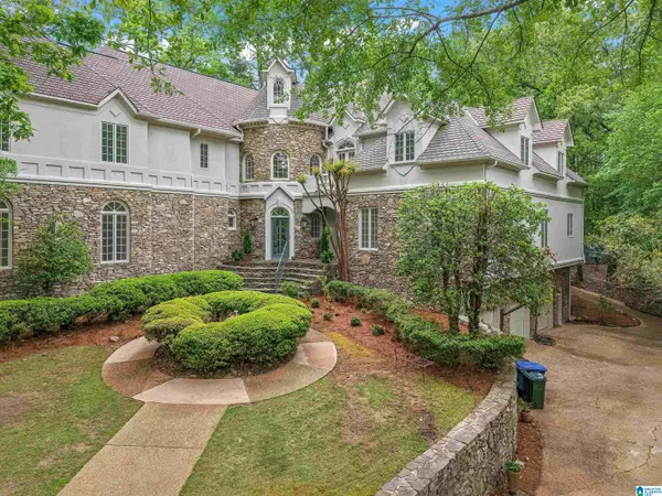 Hoover, AL 35244,2074 ROYAL FERN LANE