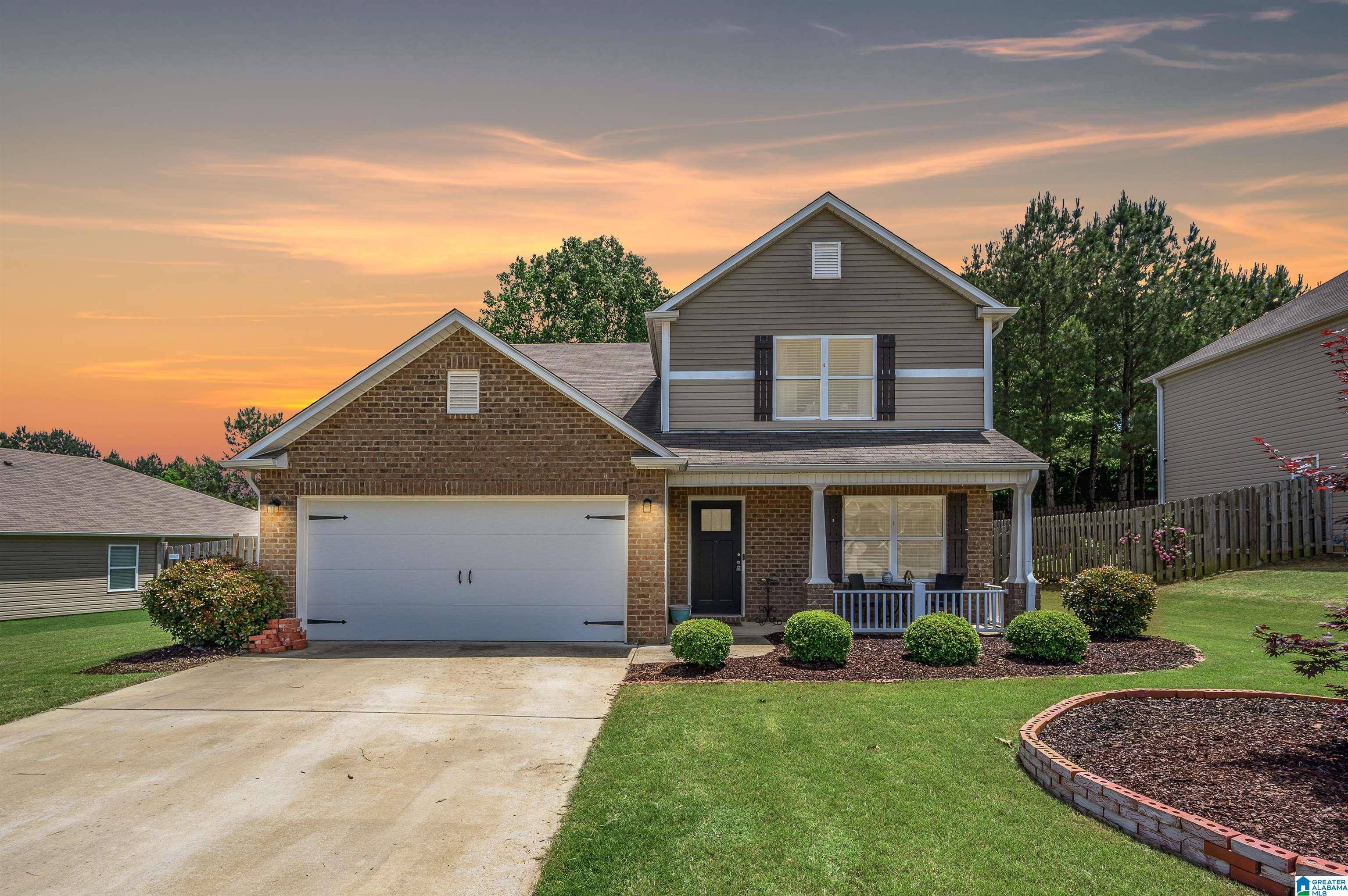 808 HUNTINGTON TRACE, Chelsea, AL 35043