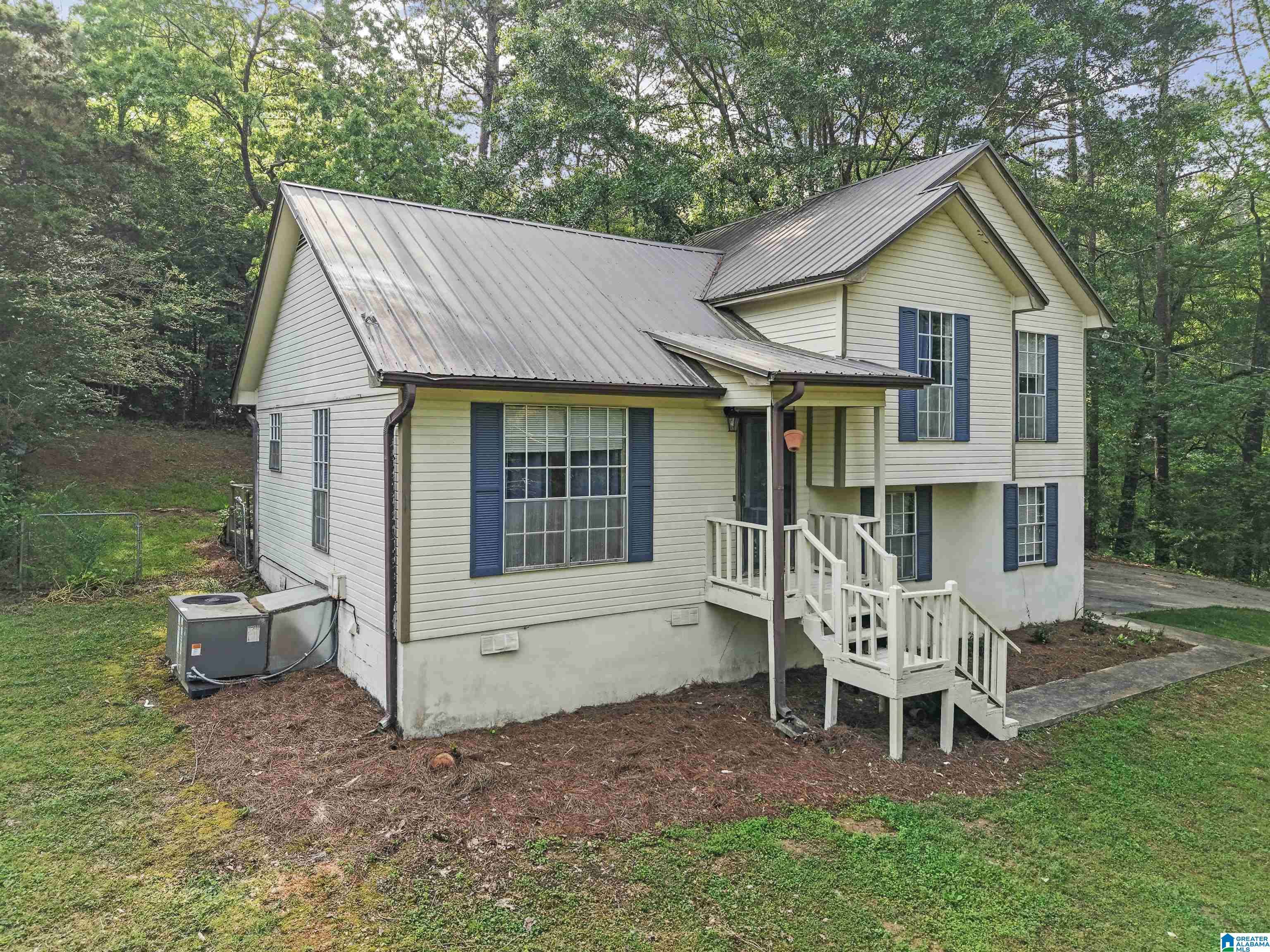 Mount Olive, AL 35117,1690 KELLY LOOP ROAD