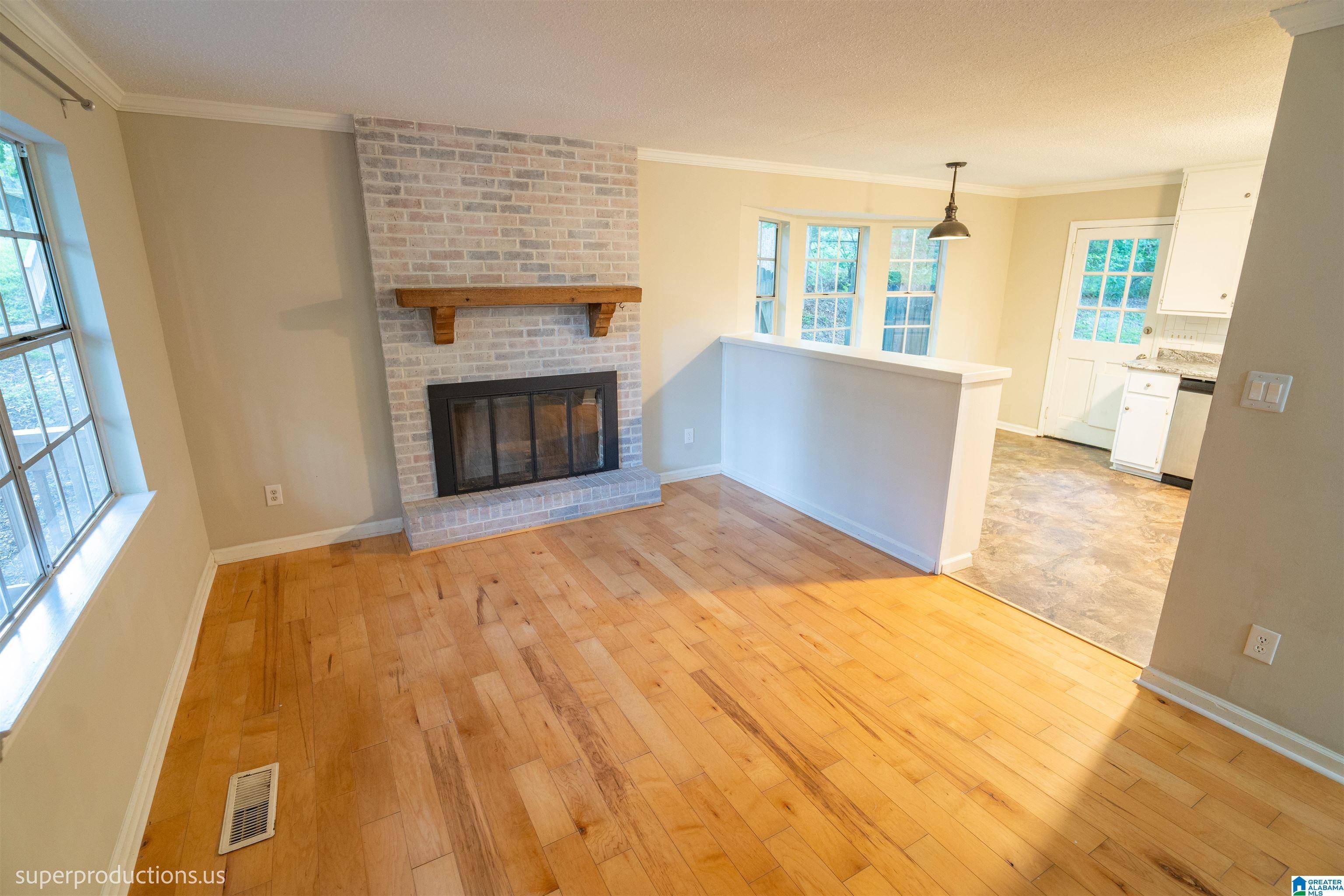 Trussville, AL 35173,6828 MARKHAM DRIVE