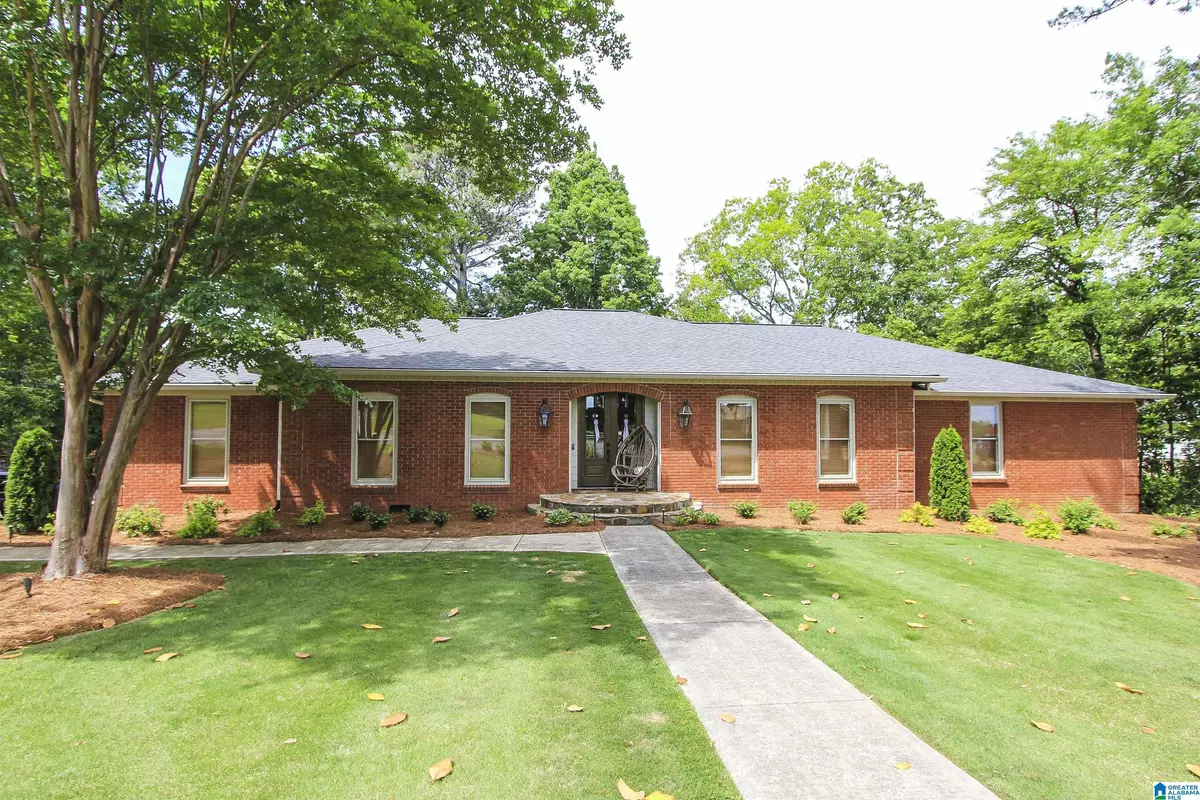 Anniston, AL 36207,5 CHRISTOPHER WAY