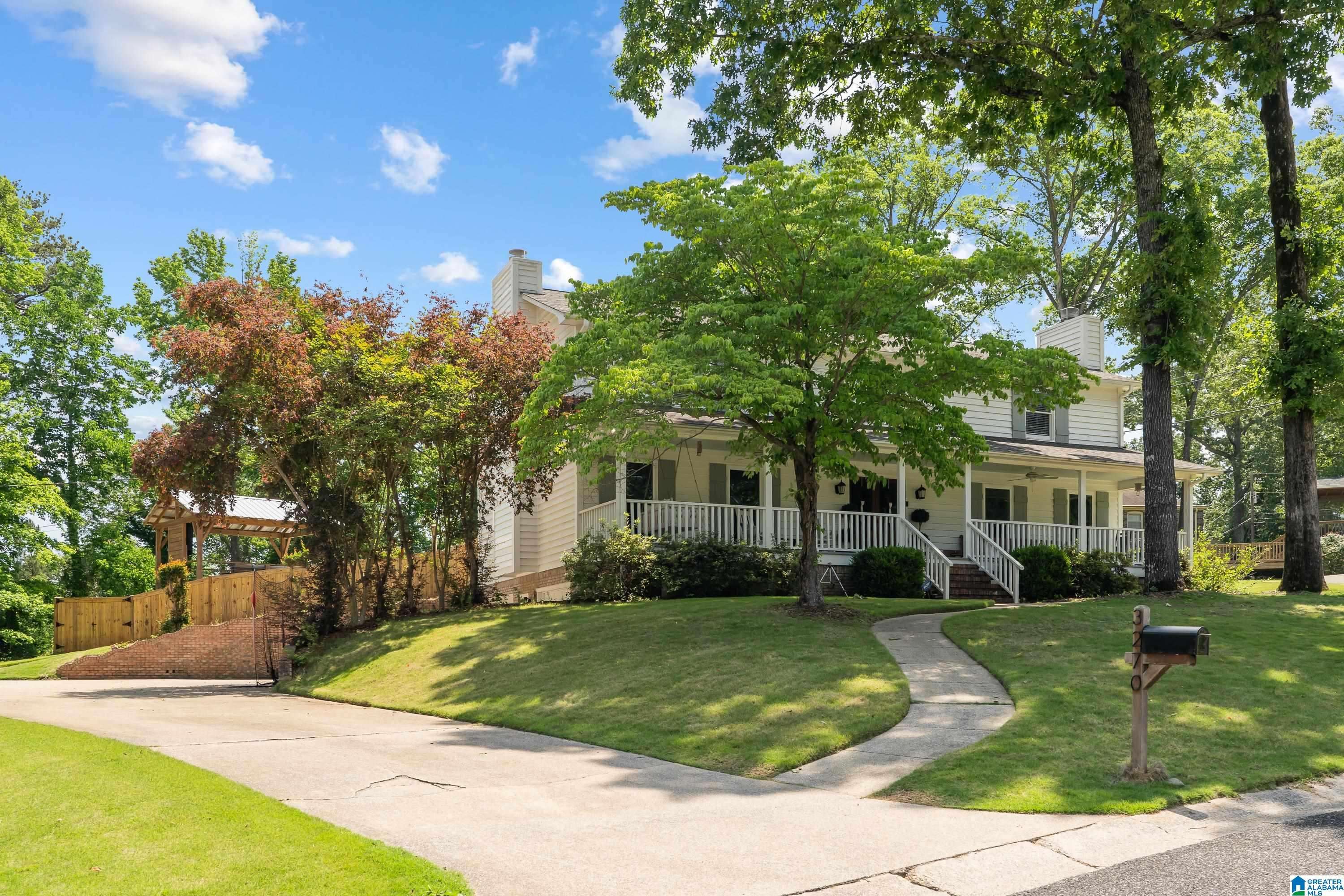Vestavia Hills, AL 35216,3270 TYROL LANE