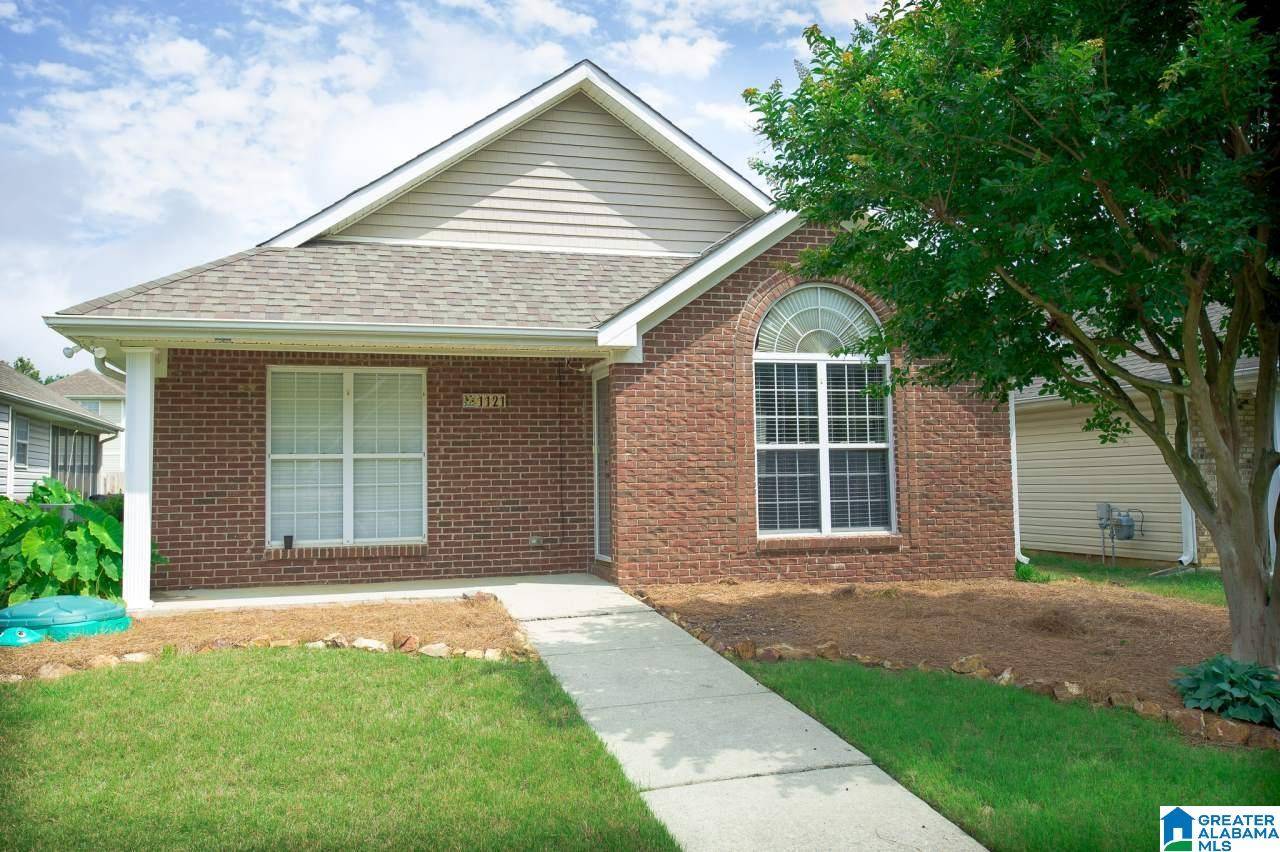 1121 VILLAGE TRAIL, Calera, AL 35040