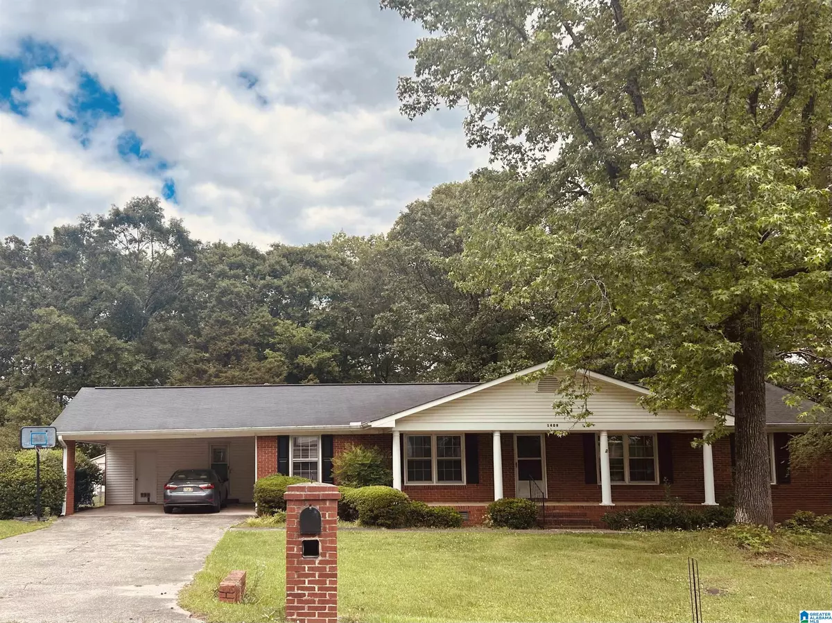 Anniston, AL 36207,1409 DANBURY LANE