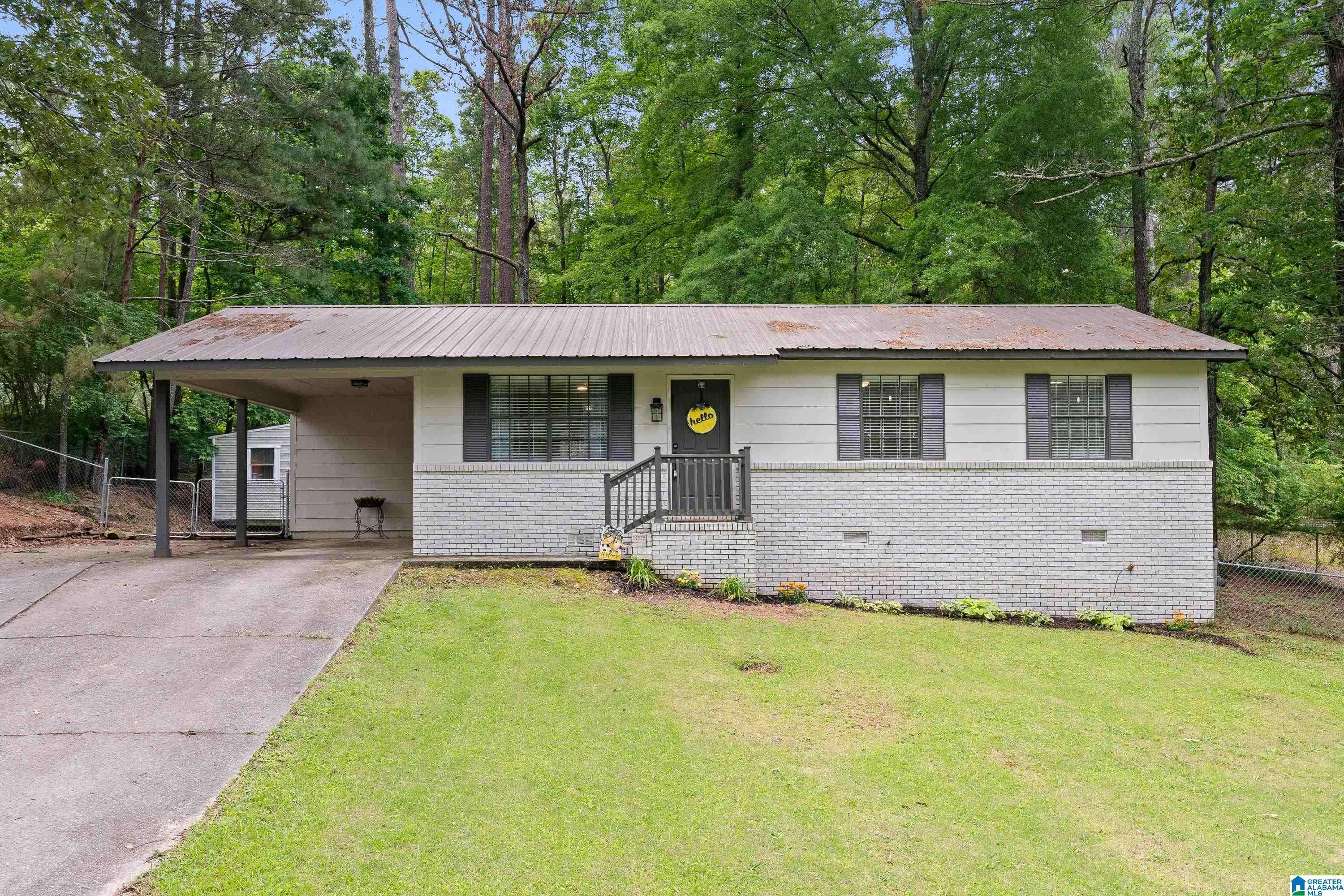 816 8TH CIRCLE N, Pell City, AL 35125