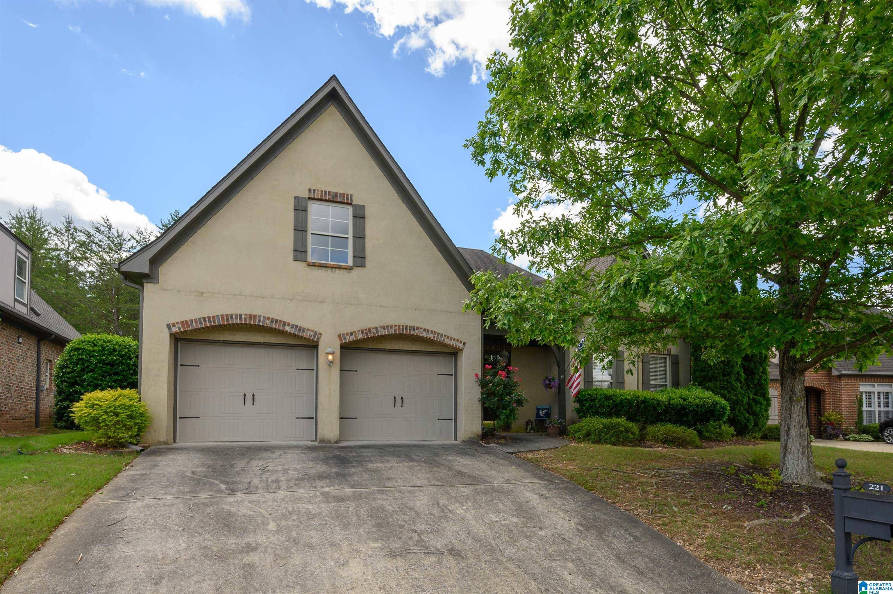 221 KENNISTON DALE, Pelham, AL 35124