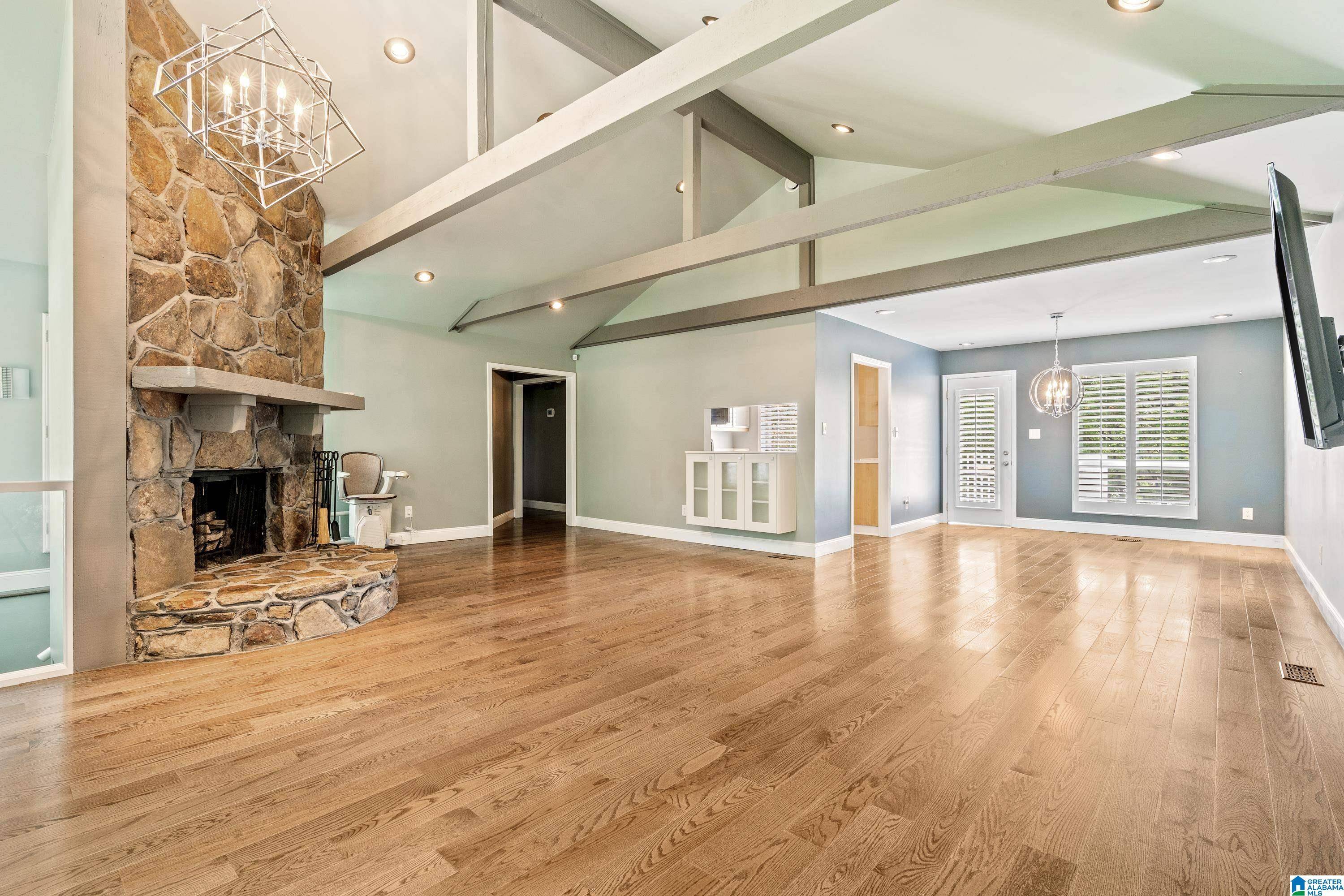 Vestavia Hills, AL 35226,2400 CANDLEBROOK DRIVE