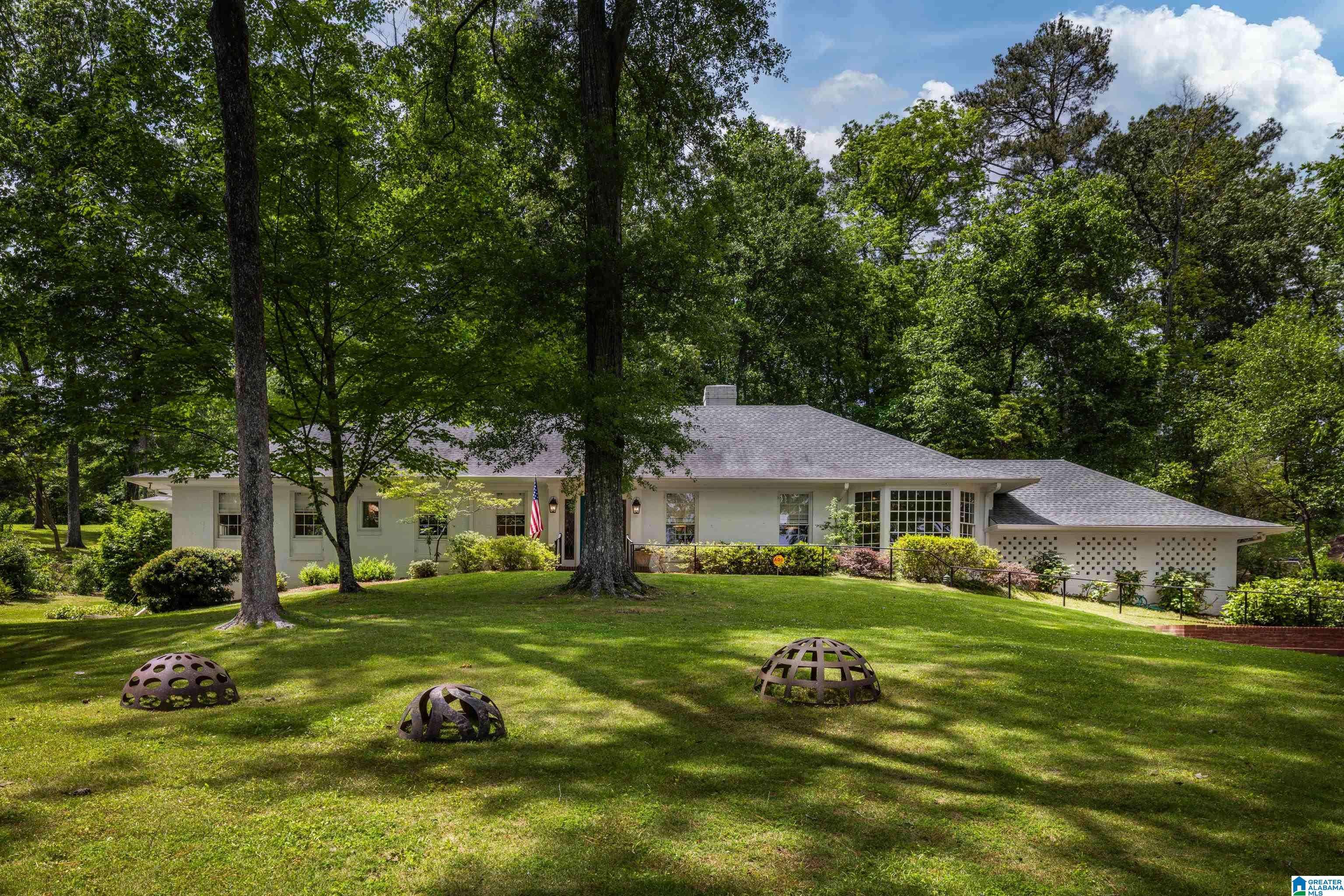 22 BEECHWOOD ROAD, Mountain Brook, AL 35213