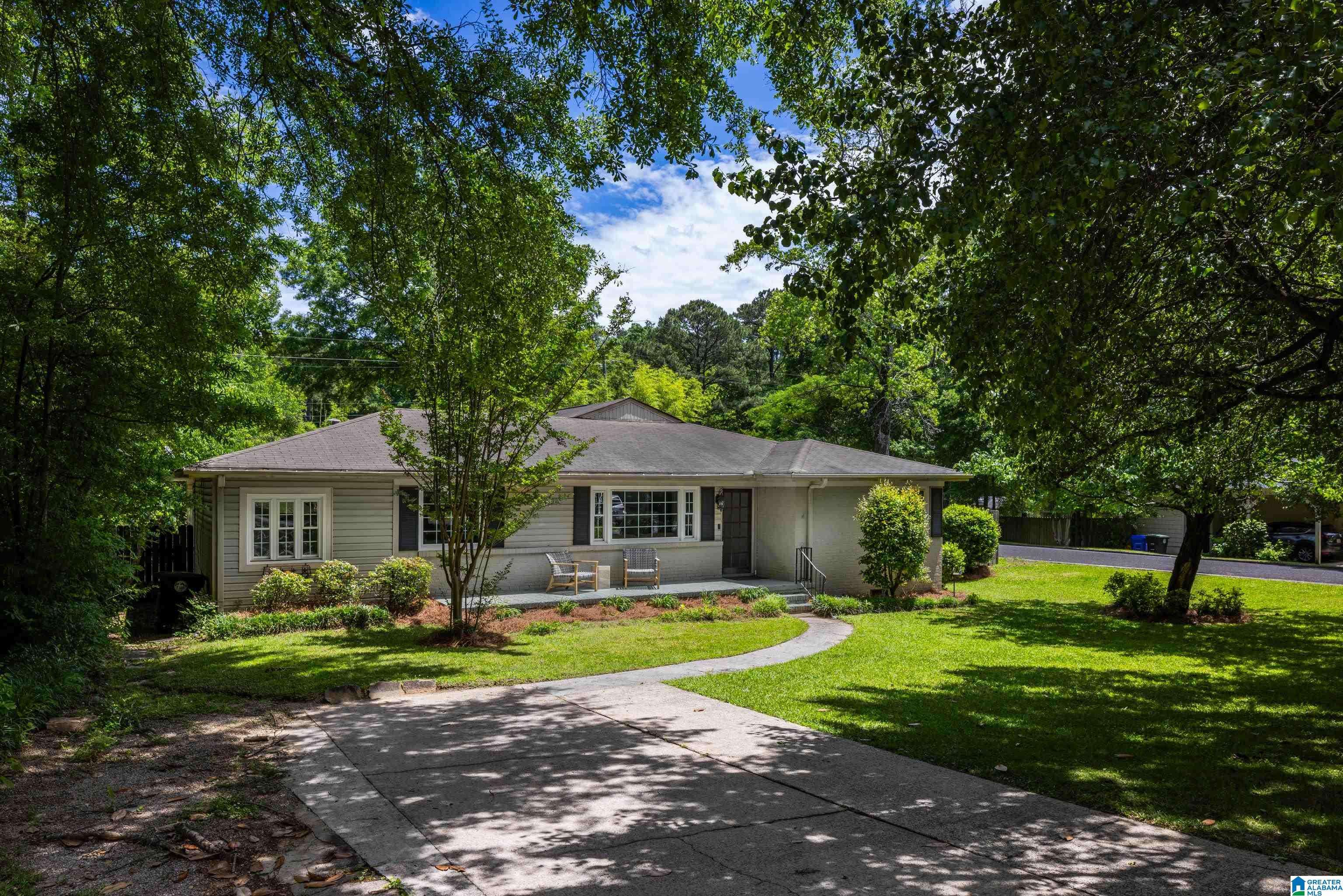 Birmingham, AL 35210,329 ROSEWOOD STREET