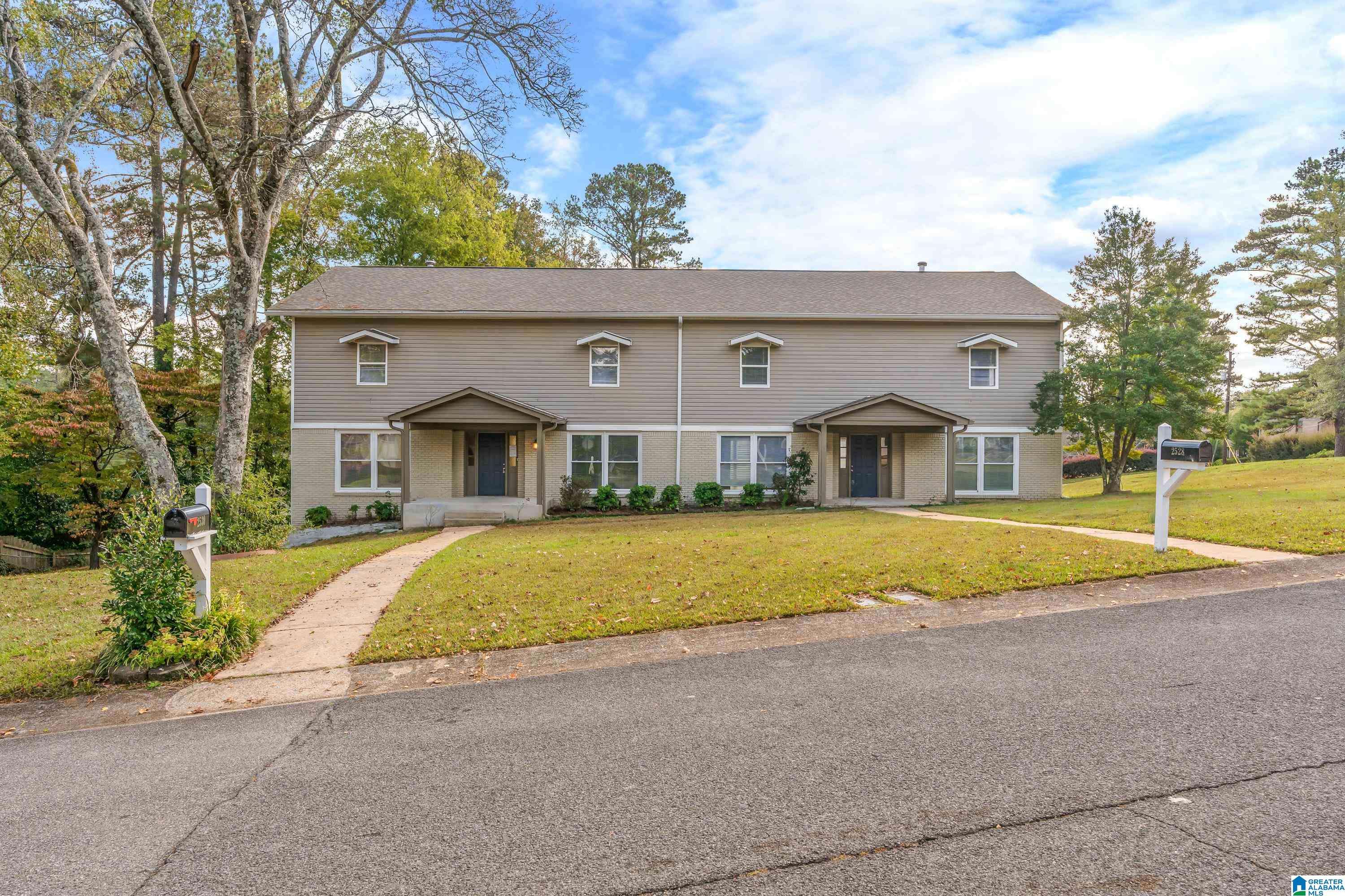 2528 HAWKSBURY LANE, Hoover, AL 35226