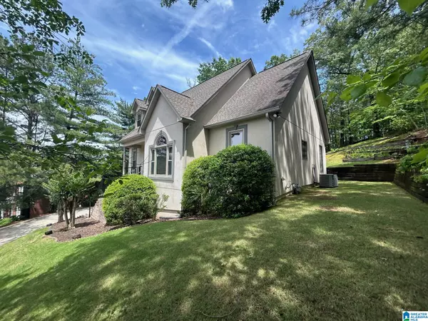 Hoover, AL 35244,5808 WILLOW LAKE DRIVE