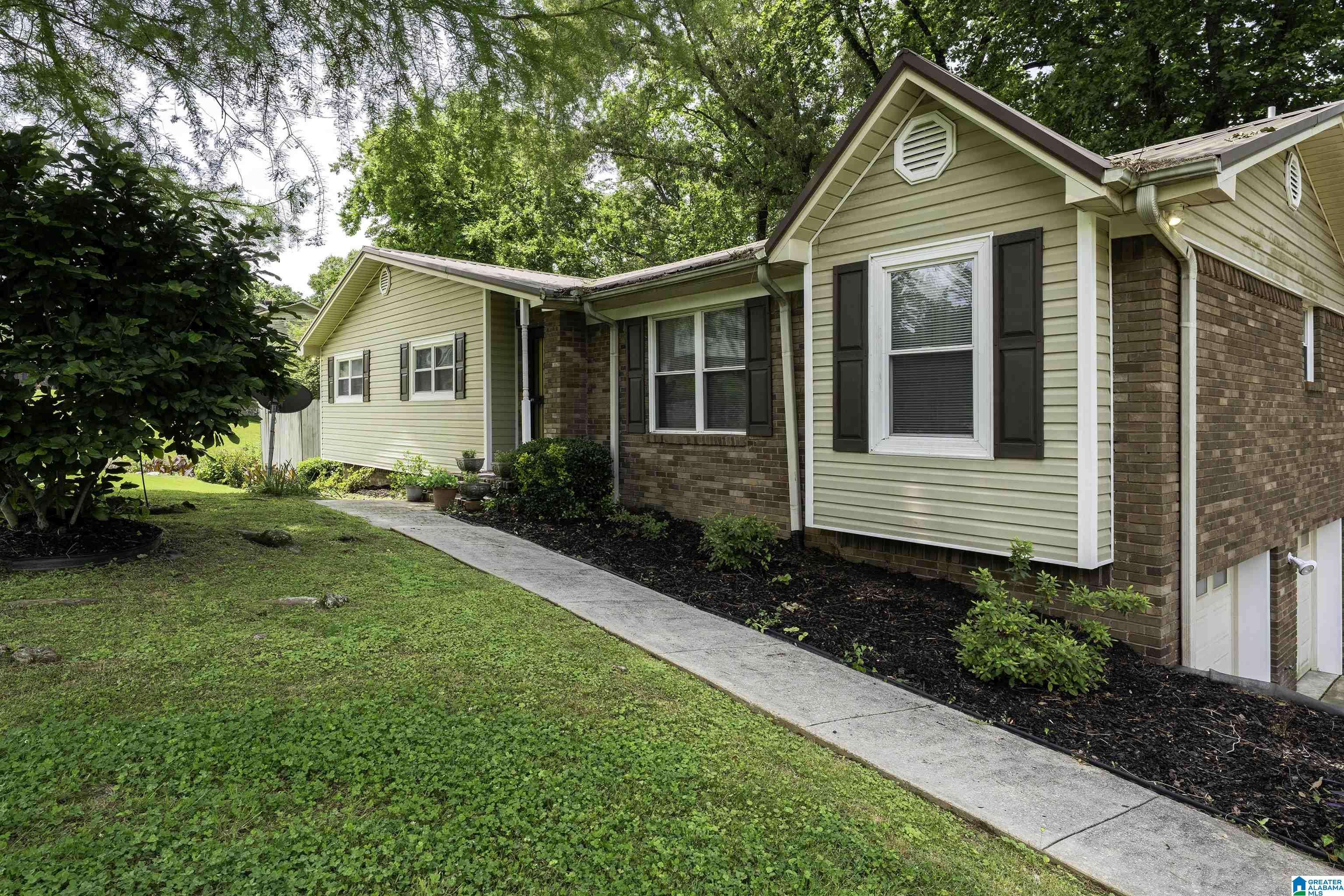 500 2ND TERRACE, Pleasant Grove, AL 35127