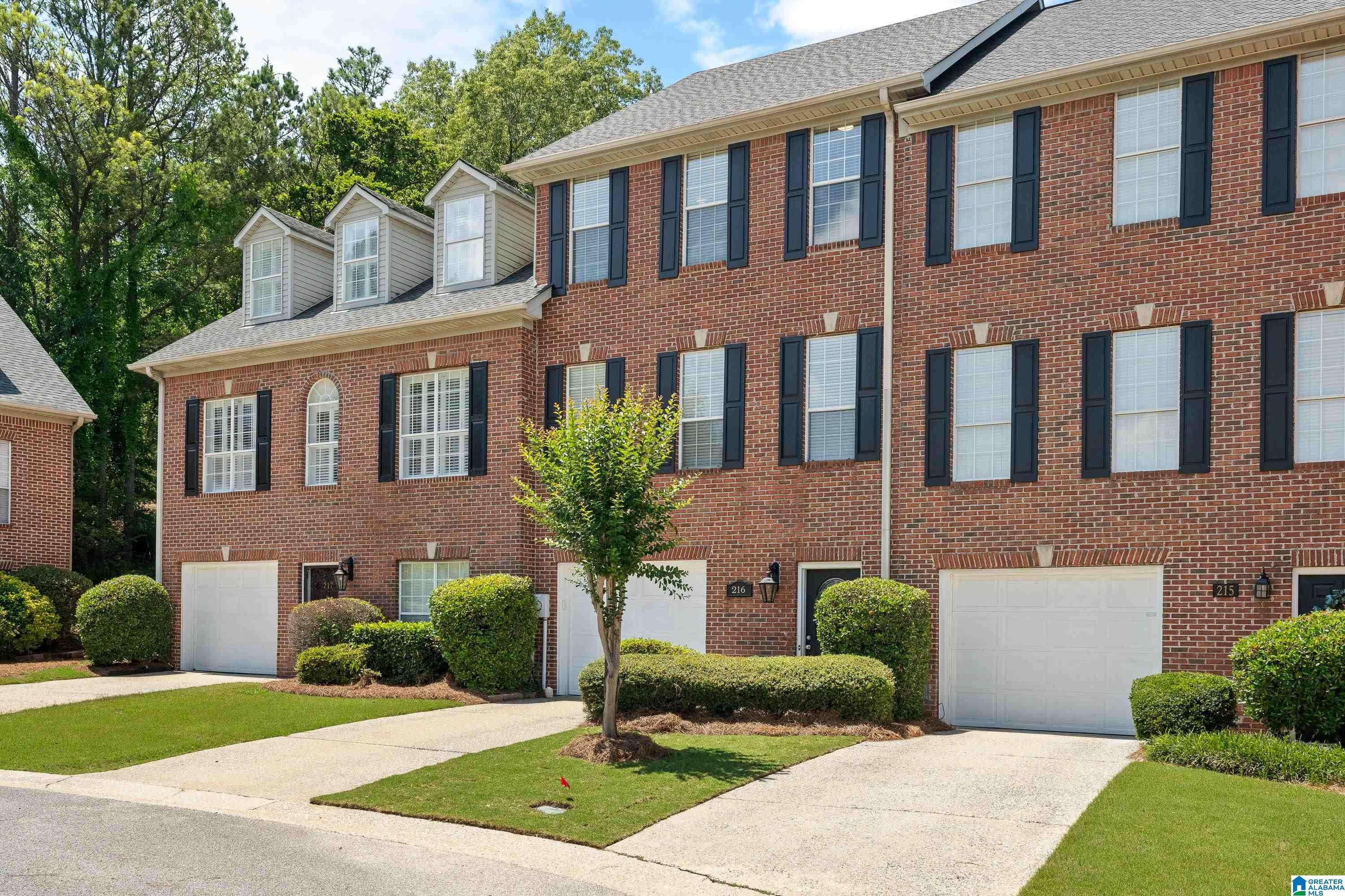 216 MEADOW CROFT CIRCLE, Birmingham, AL 35242