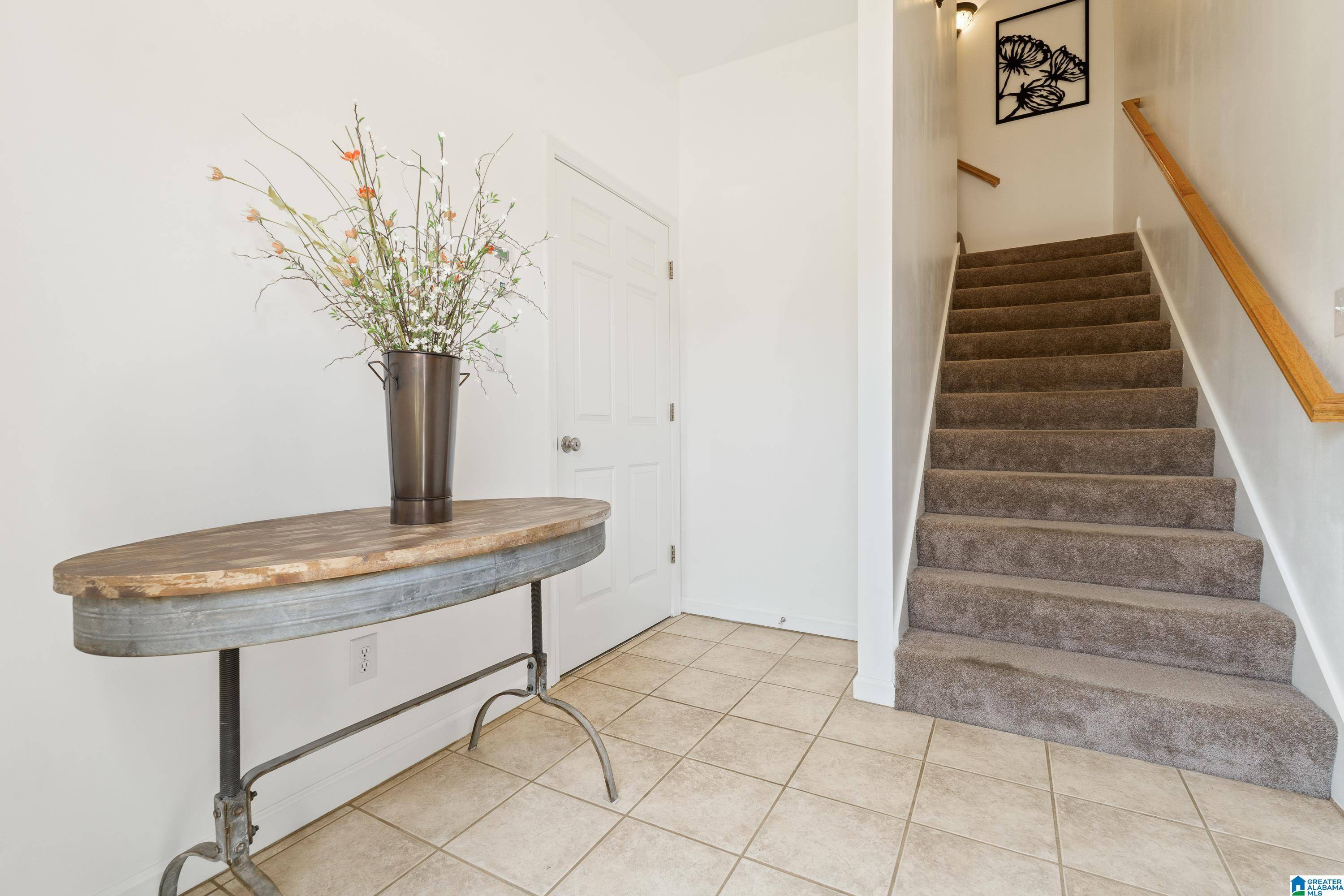 Birmingham, AL 35242,216 MEADOW CROFT CIRCLE