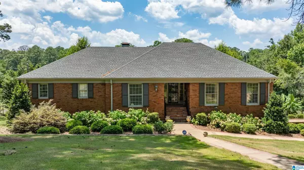 5222 NORTHWOOD LAKE DRIVE E, Northport, AL 35473