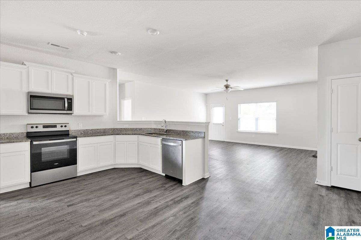 Pinson, AL 35126,6966 REBECCA LANE