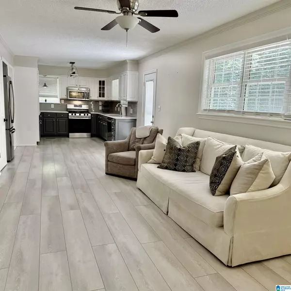 Leeds, AL 35094,7157 ROWAN ROAD