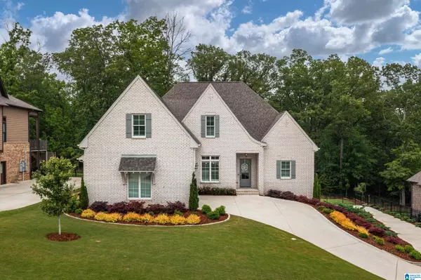 1052 GLENDALE DRIVE, Birmingham, AL 35242