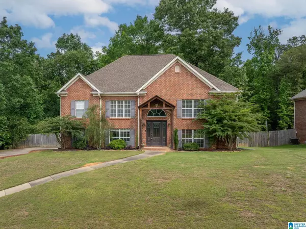 132 MAGNOLIA RIDGE CIRCLE, Chelsea, AL 35043