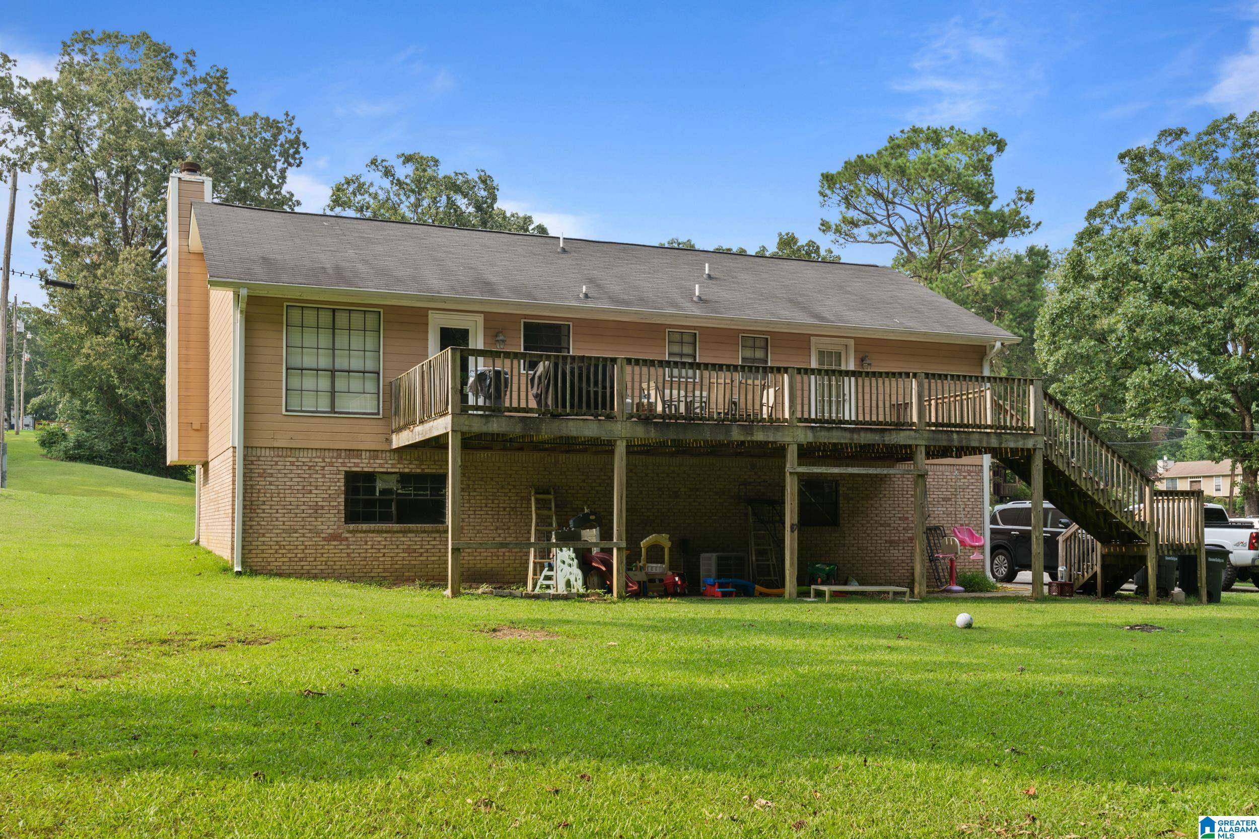 Calera, AL 35040,445 SOUTHERN HILLS DRIVE