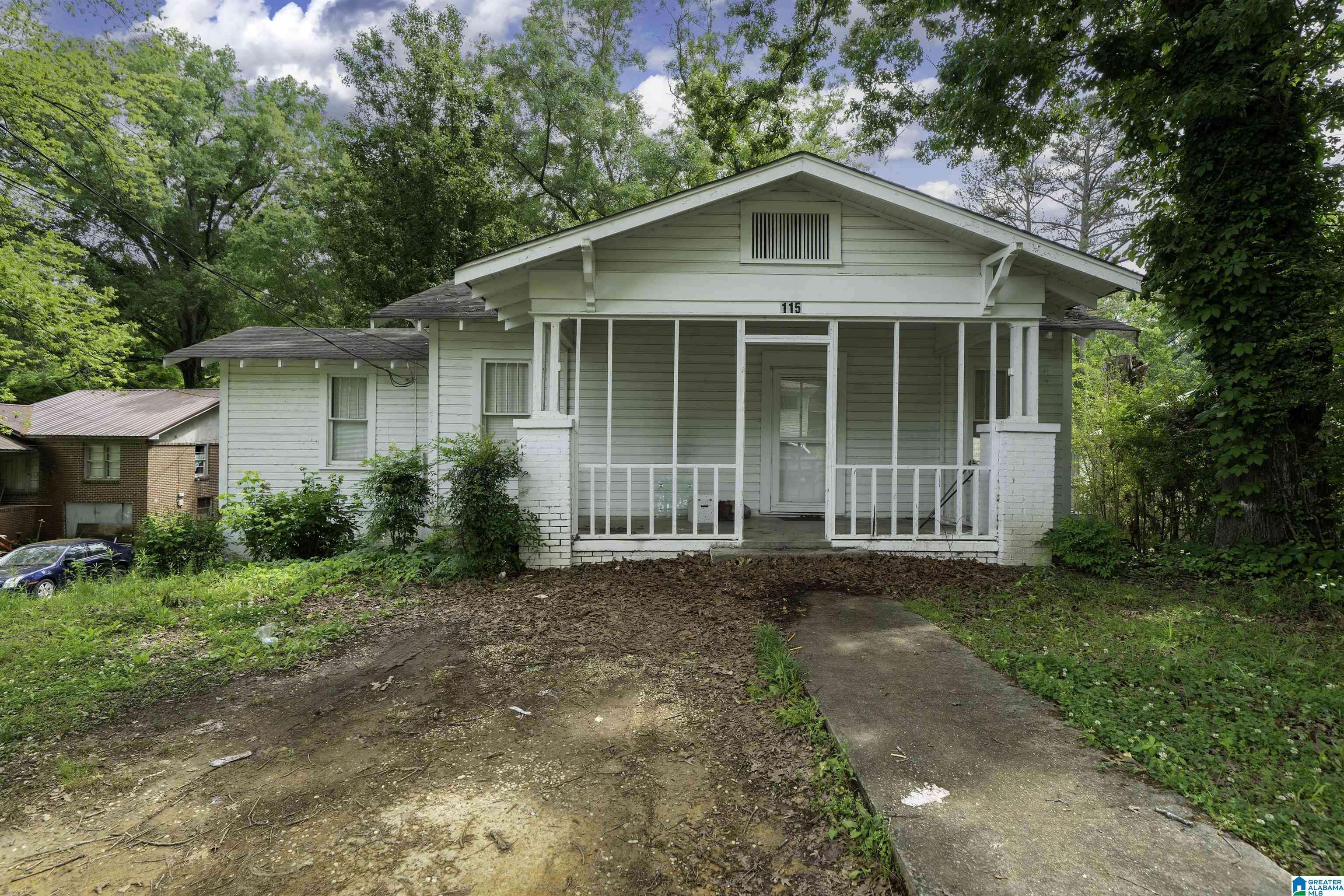 115 FOUST AVENUE, Hueytown, AL 35023