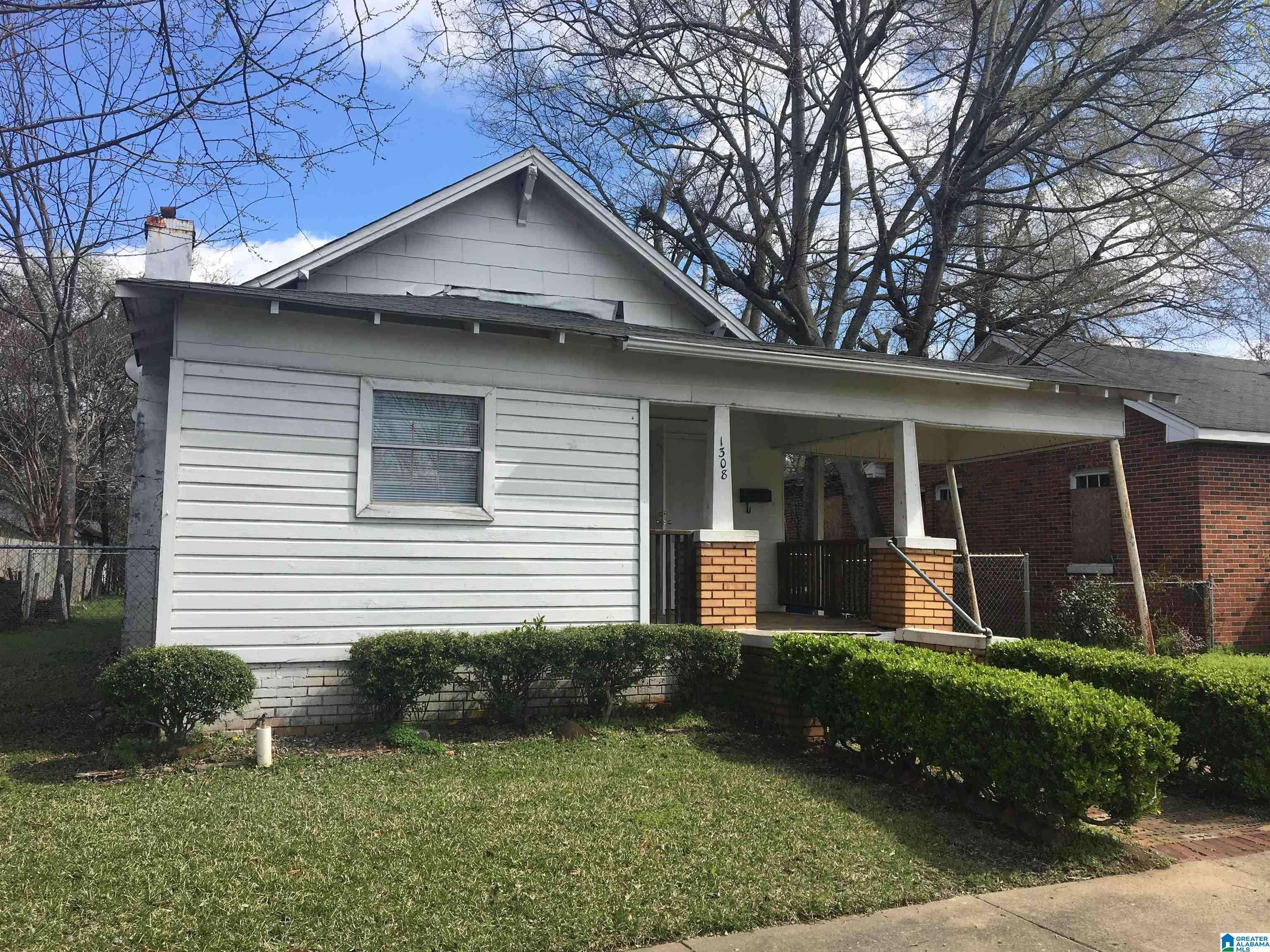 1308 SLOAN AVENUE, Tarrant, AL 35217
