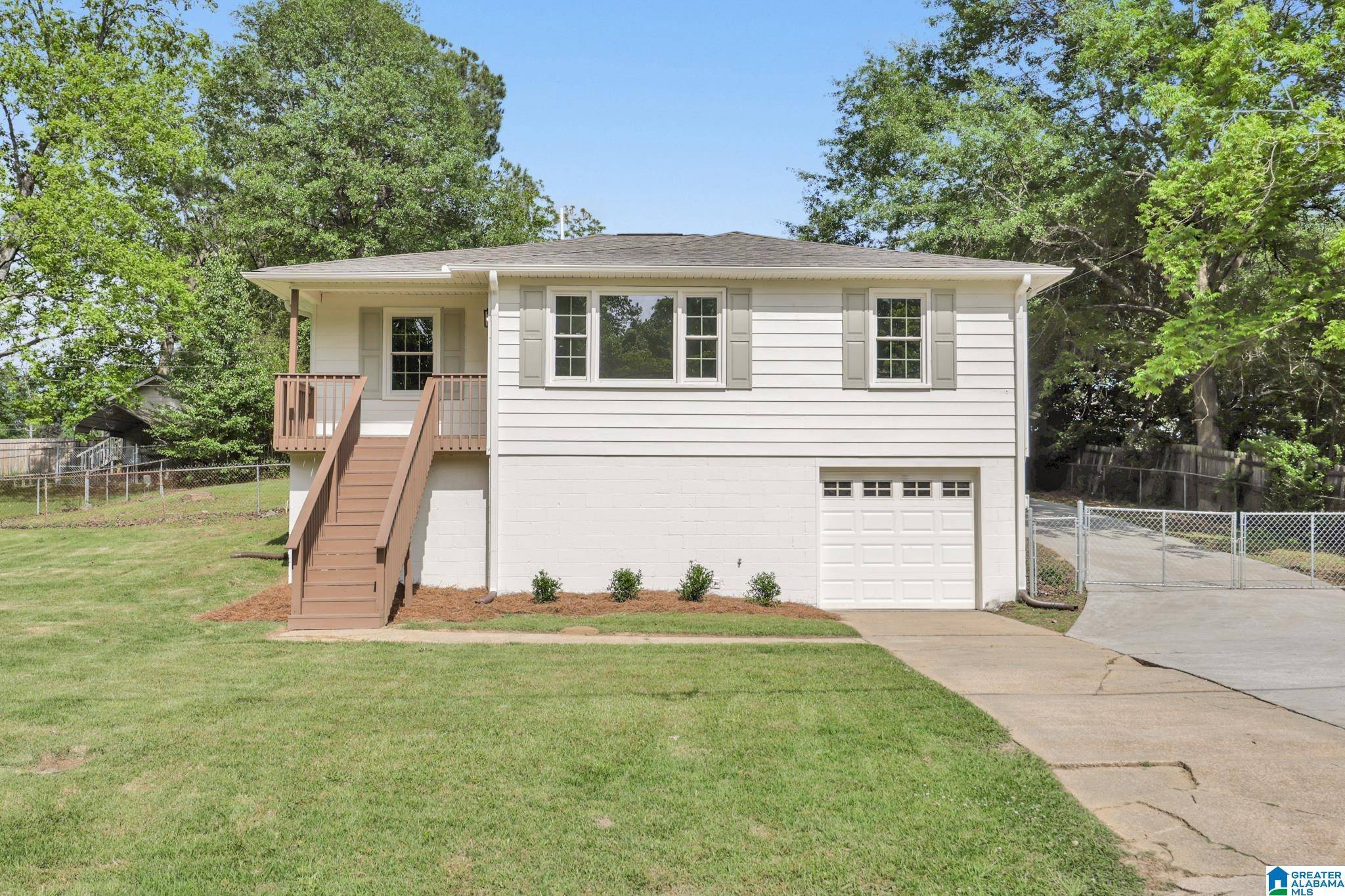 1109 8TH AVENUE, Pleasant Grove, AL 35127