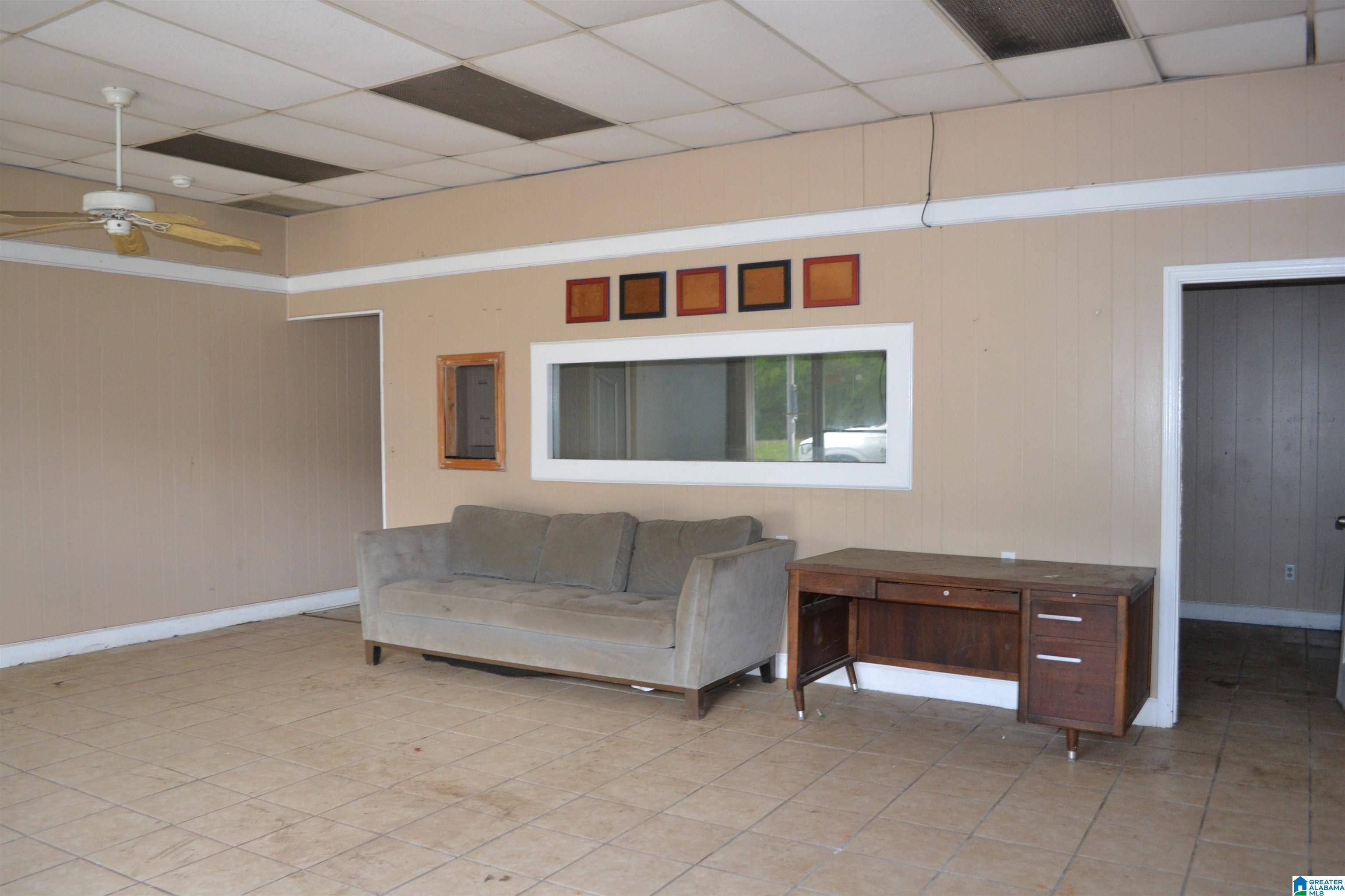 Adamsville, AL 35005,3708 VETERANS MEMORIAL DRIVE
