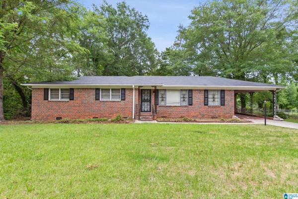 2201 5TH WAY NW, Center Point, AL 35215