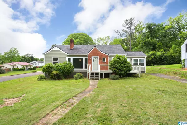 Talladega, AL 35160,107 HILLSIDE DRIVE