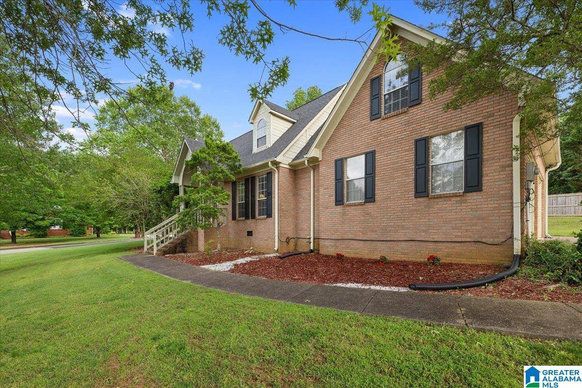 Oneonta, AL 35121,110 DREXAL DRIVE