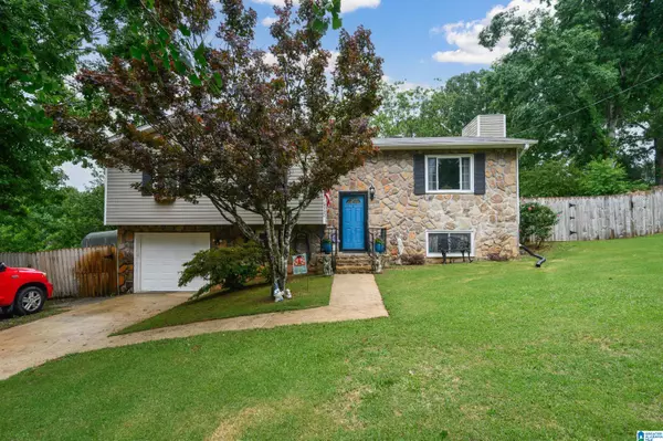 8320 COUNTRY CIRCLE,  Pinson,  AL 35126