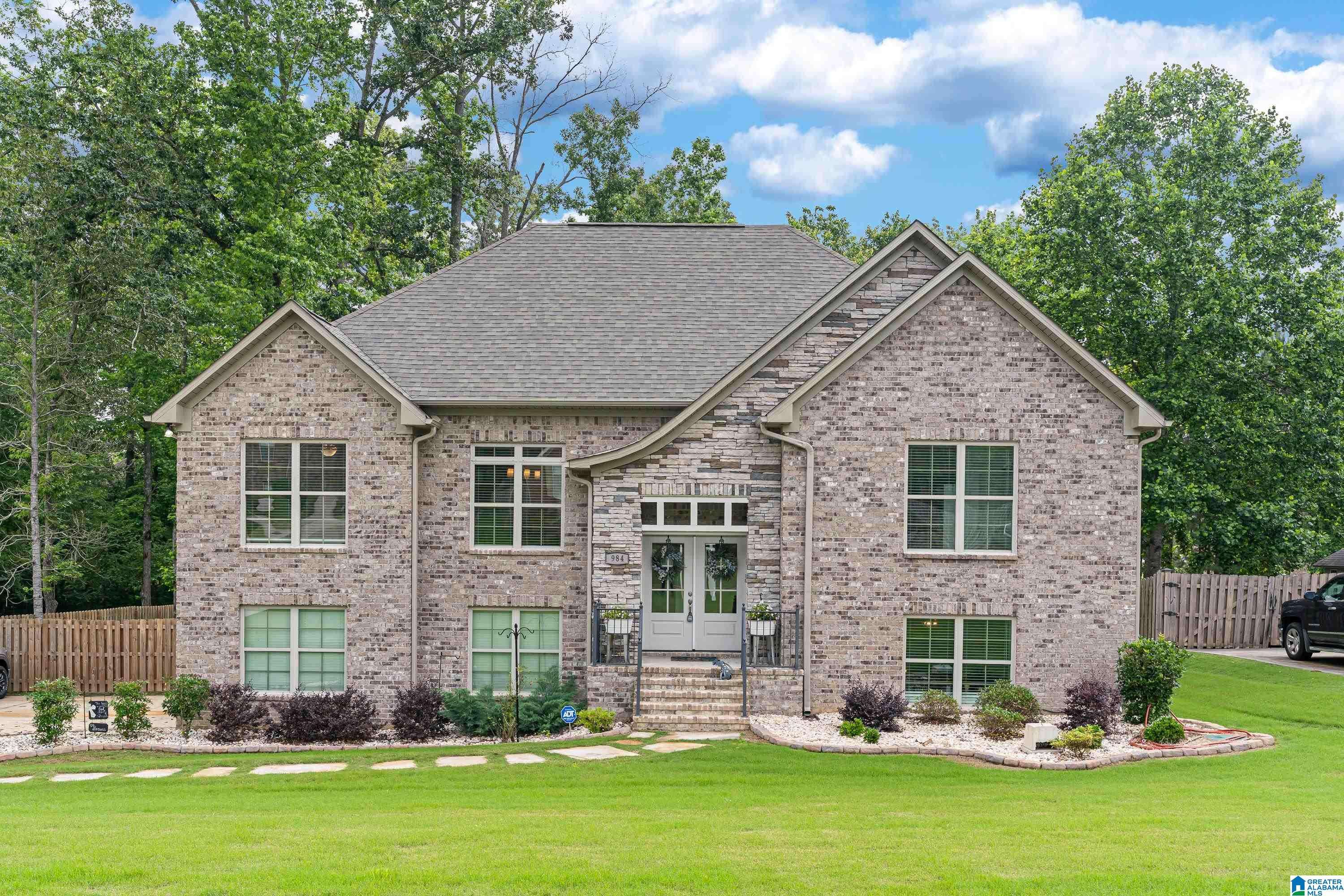 984 KNOBLOCH LANE, Moody, AL 35004