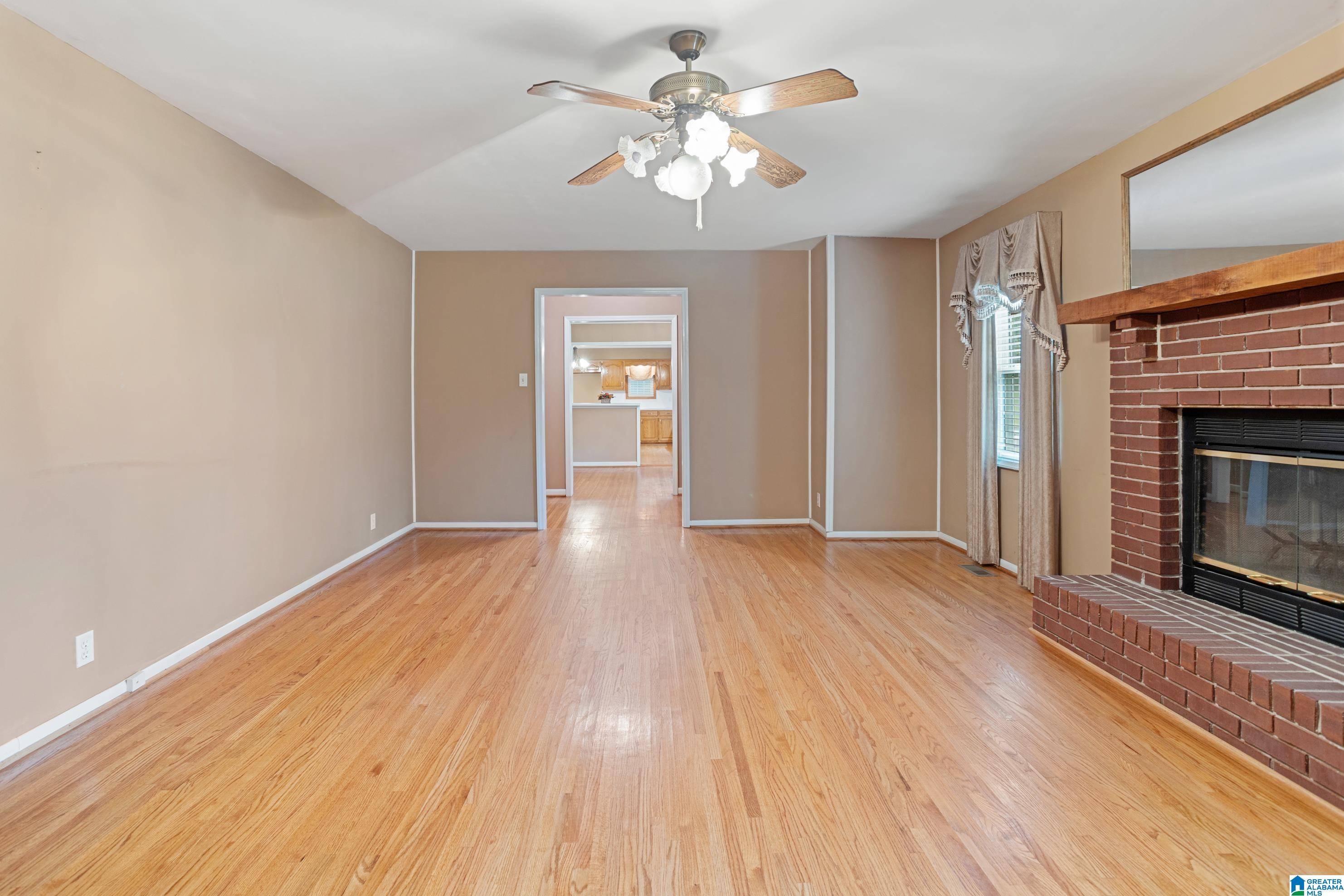 Graysville, AL 35073,637 WINDSOR DRIVE NE