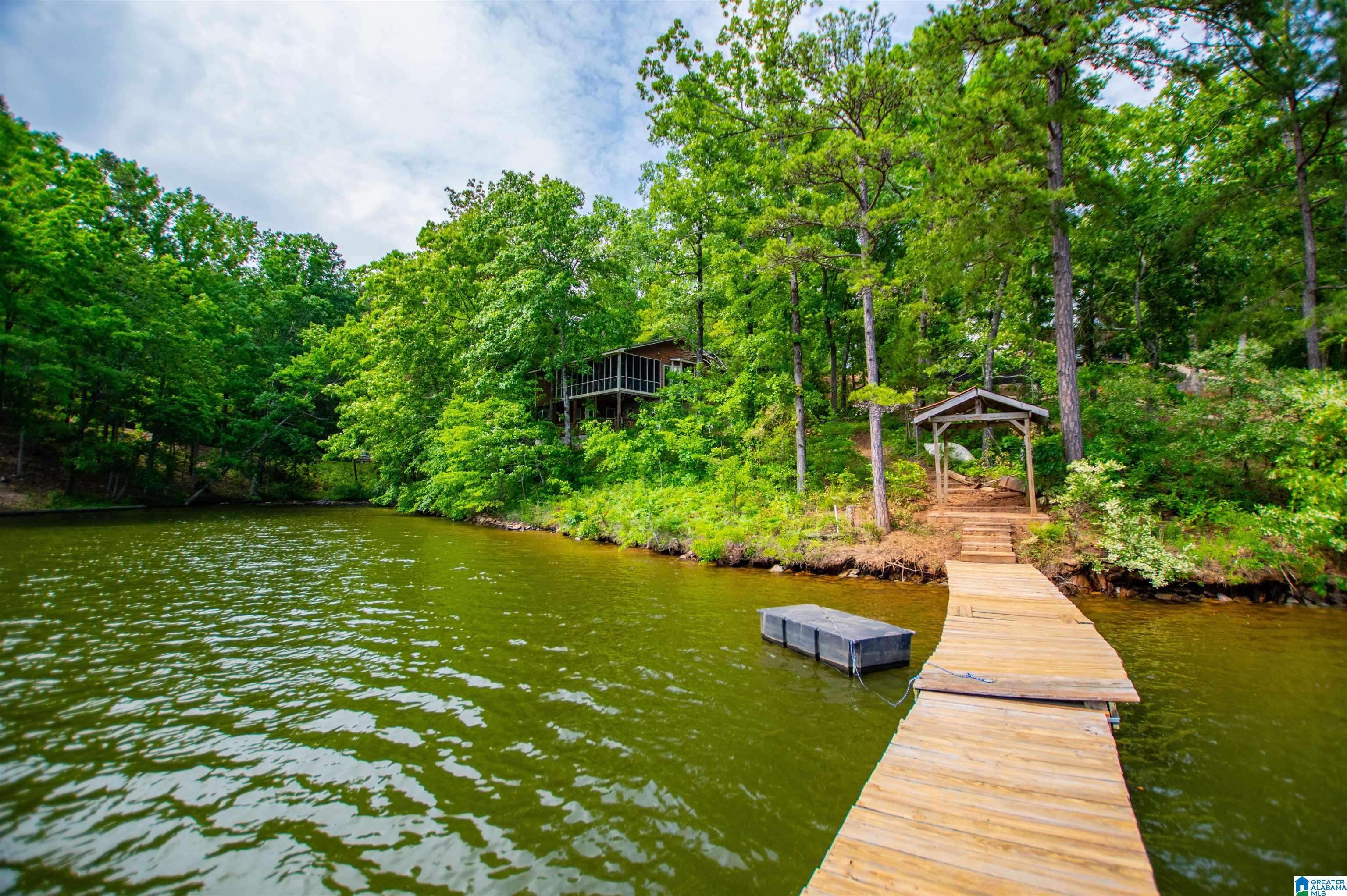 Wedowee, AL 36278,440 OAK HILLS DRIVE