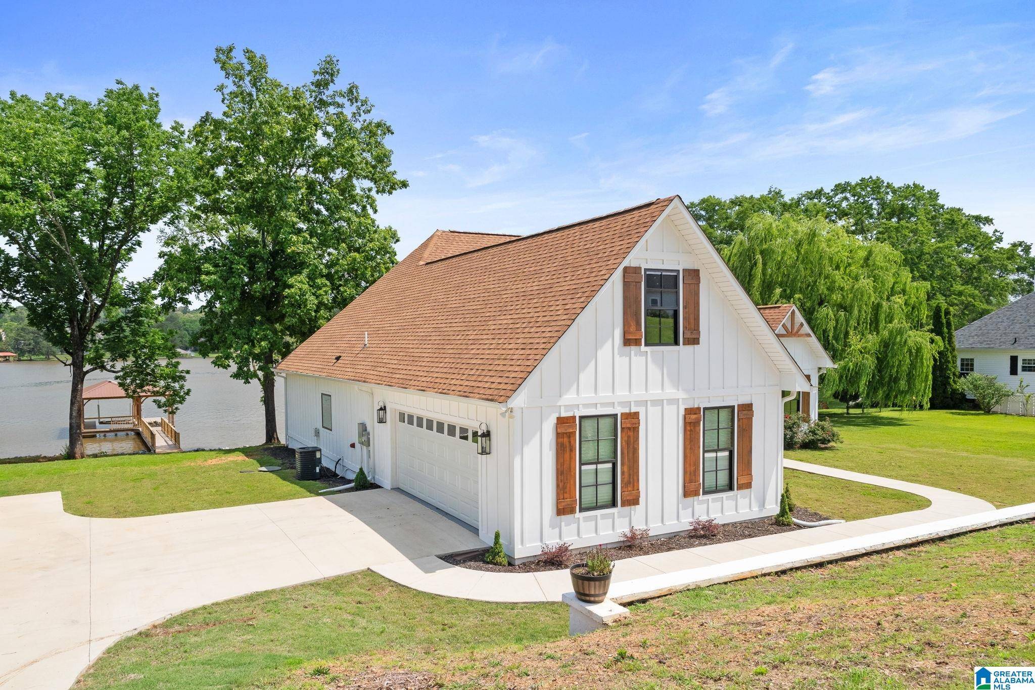 15 MALIBU LANE, Talladega, AL 35160