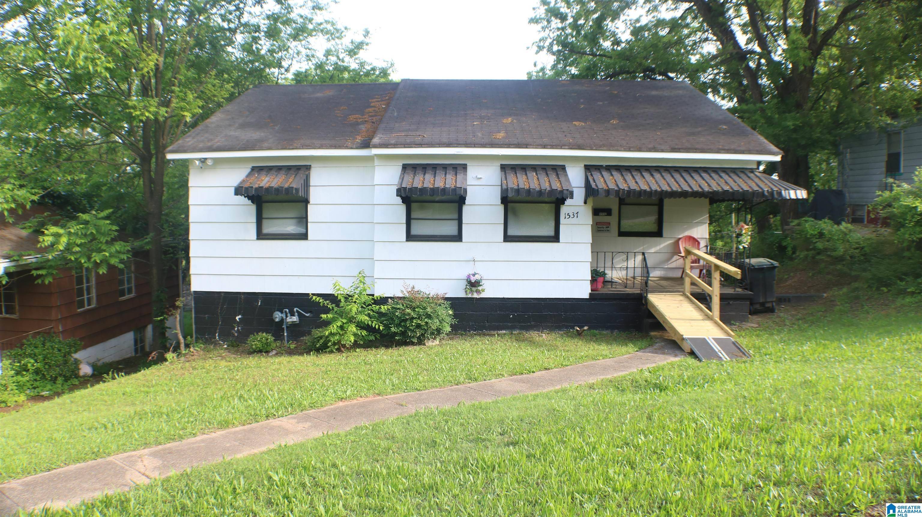 1537 32ND STREET, Birmingham, AL 35218