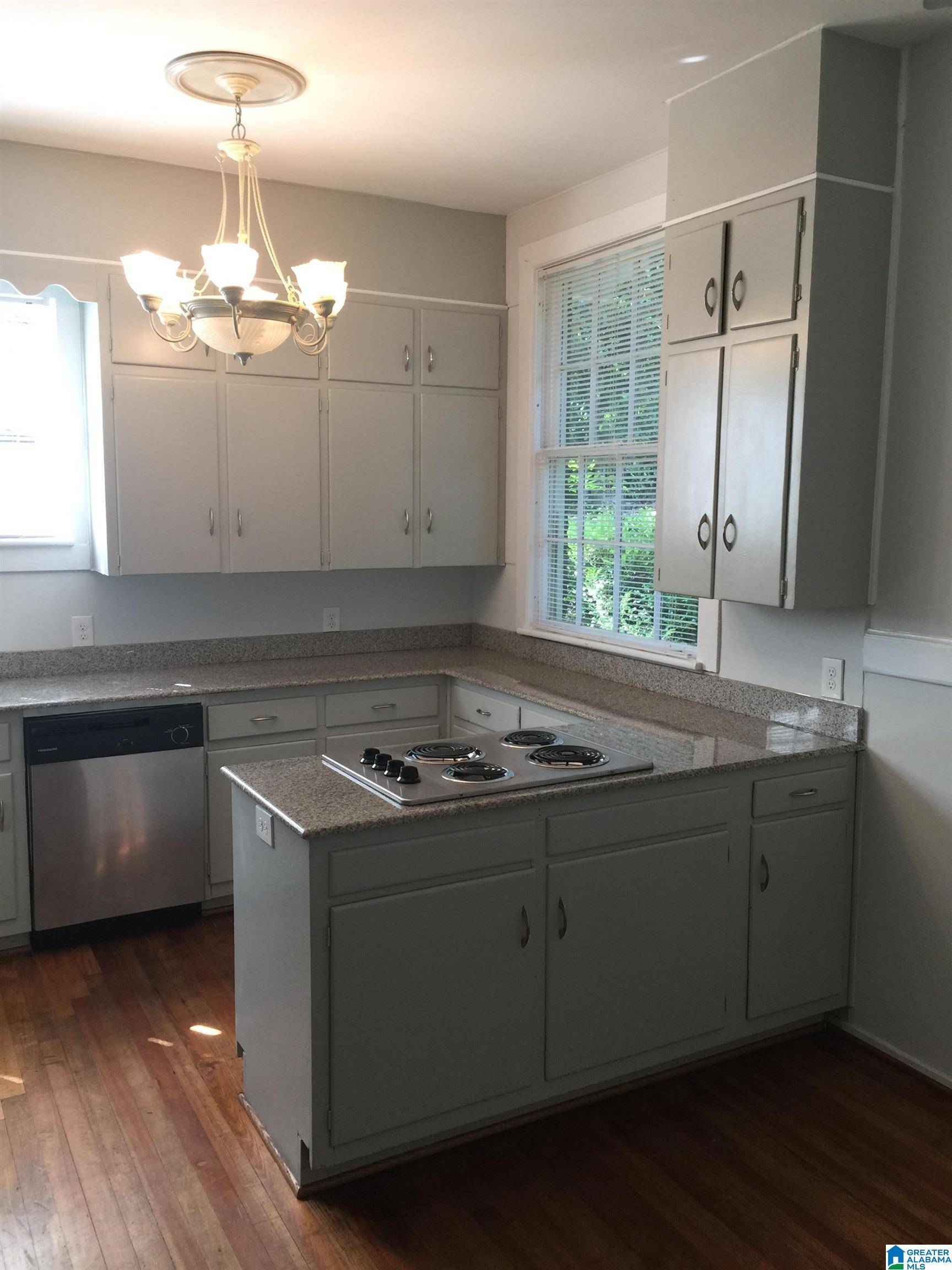 Birmingham, AL 35205,1412 SMOLIAN PLACE S #B
