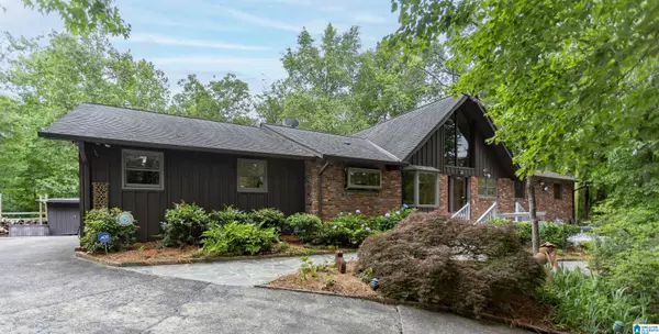 Mountain Brook, AL 35213,4305 FAIR OAKS DRIVE