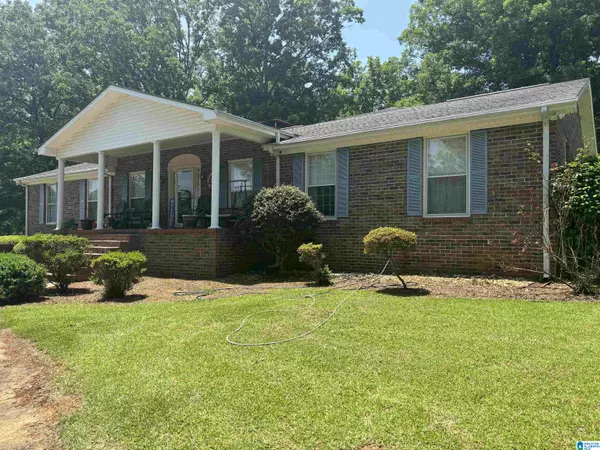 1021 SEDGEFIELD DRIVE, Sylacauga, AL 35150