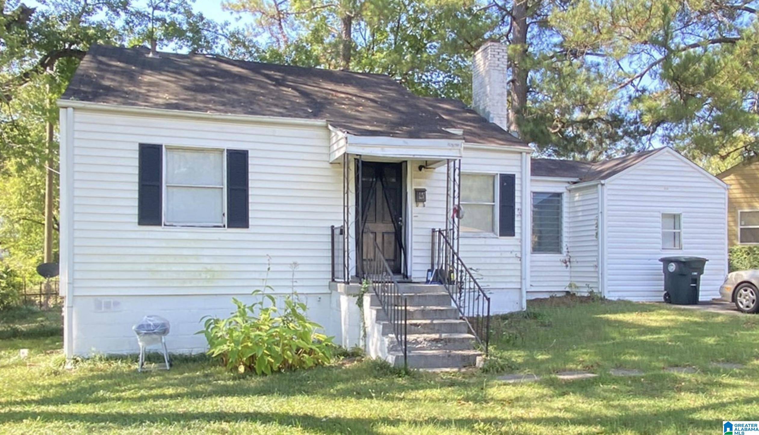 1407 57TH PLACE W, Birmingham, AL 35228